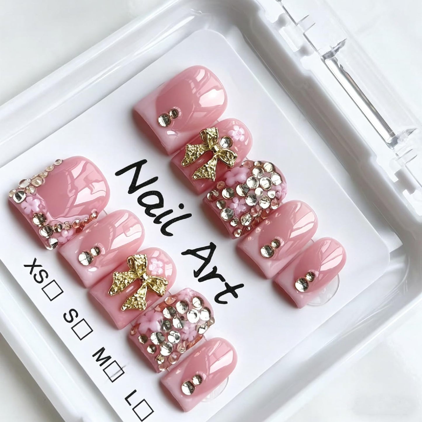 Threelegscat Short Handmade Square Pink Press on Nails Acrylic French Salon Quality Fake Nails 10 PCS with Pink 3D Gold Bow & Rhinestone Size M for Women & Girl,Daily Wear,Gift