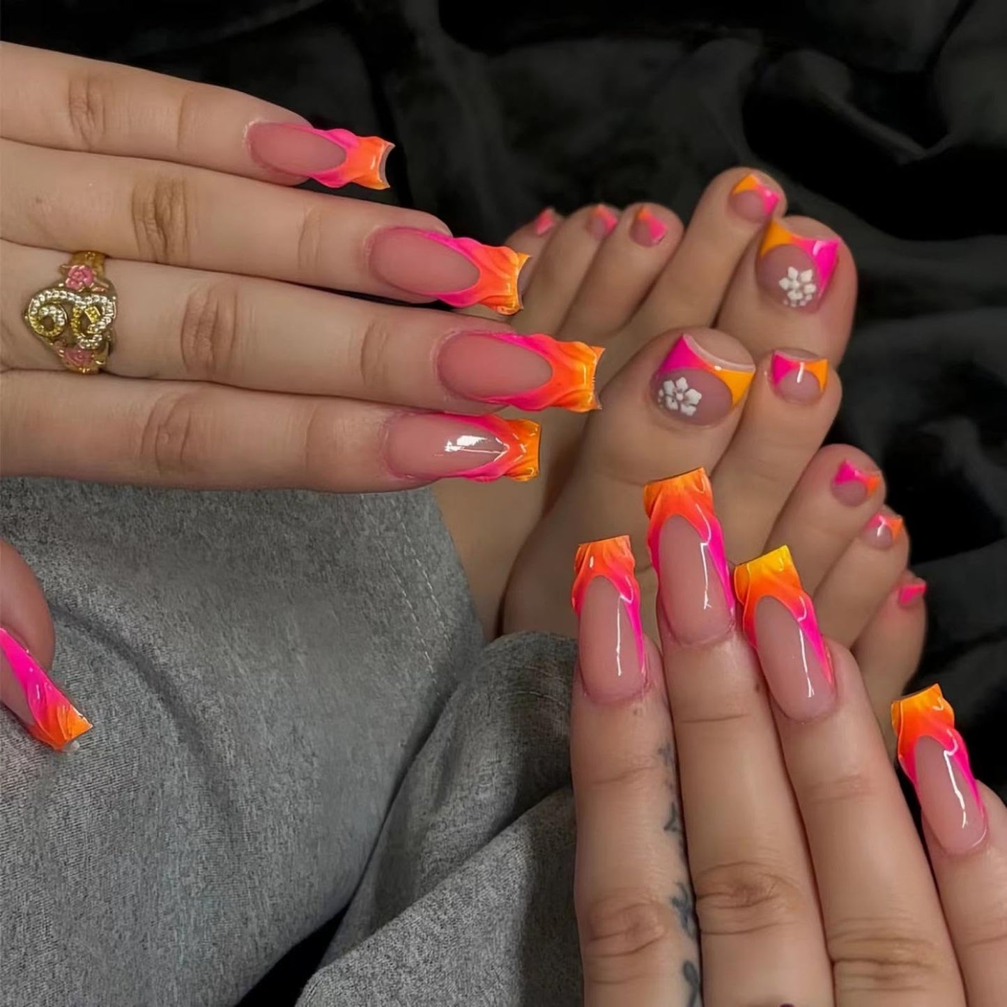 48Pcs Gradient Orange Pink French Tips Press on Toenails Water Ripple Press on Nails Long Square False Nails with Ombre Designs Fake Toe Nail Press Ons Glossy Summer Nails for Women Girls DIY Manicure