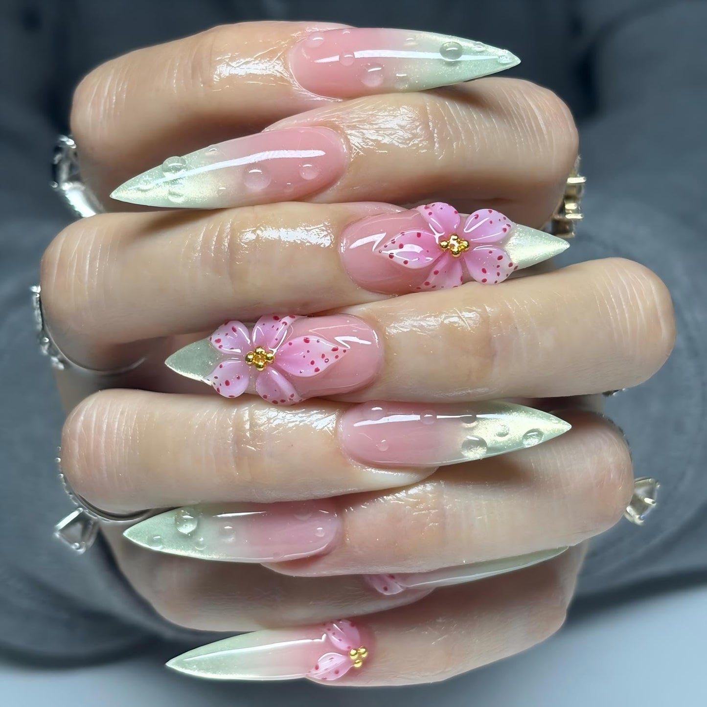 Handmade Press on Nails Long Almond Tip Fake Nails Summer 3D Flowers Design Nails Press Ons with Glossy Cat Eyes Reusable False Nails Luxury Full Cover Stick on Nail for Women Manicure 10Pcs (Size M)