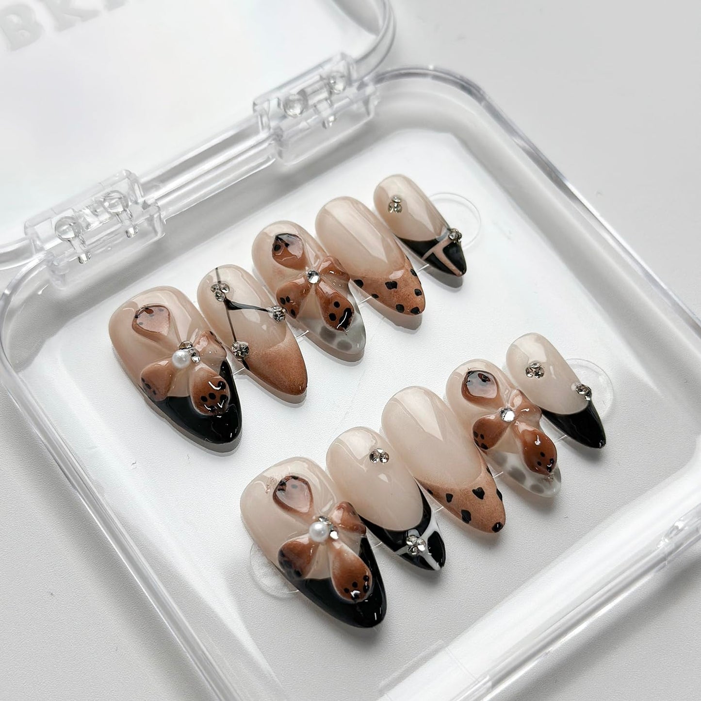 Luxury Press on Nails Short Almond Handmade 3D Unique Reusable ABS Material Fake Nails French Tip False Nails with Designs Polka Dots Flower Rhinestones Brown Glossy Glue on Nail Thick Acrylic Nail(S)