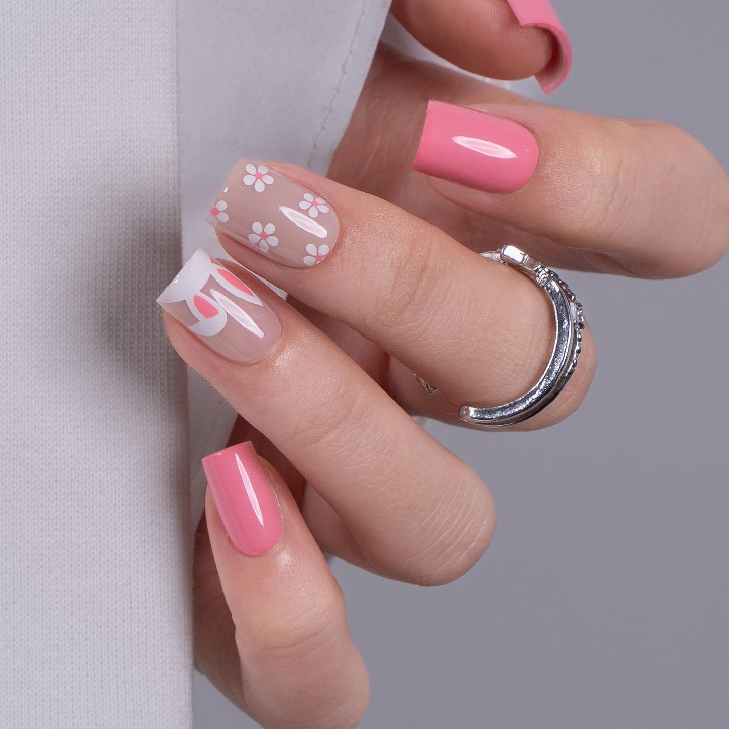 CurvLife Soft Gel Press On Nails Square, Long-Lasting 30Pcs Reusable Stick On Fake Nails Kit with Glue Tabs, Glossy Salon-Style Manicure for Women Teens Beginners, At-Home (Bunny Bloom)