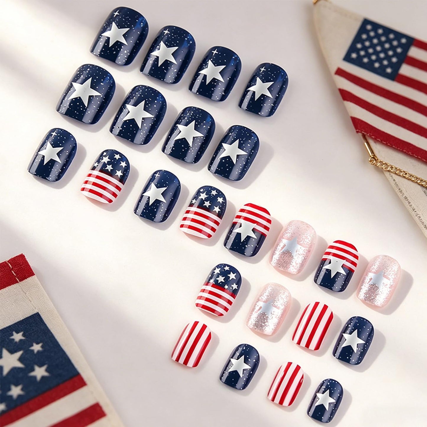 24Pcs Independence Day Press on Nails Short Square Artificial Fingernails American Flag Stars with Glitter Fake Nails 4th of July Glue on Nail Glossy Stick on Acrylic Nail for Women Festival Manicure