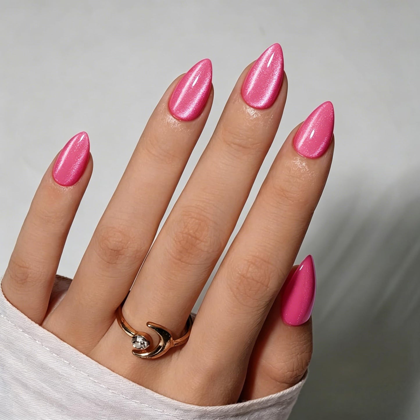 KQueenest Cat Eye Hot Pink Press On Nails Short Almond, Bling Stiletto Short Fake Nails With Glue, Sparkle Glitter Nails Press ons, Soft Gel Reusable Glue on Nails for Women, Fushia, 30 Pcs