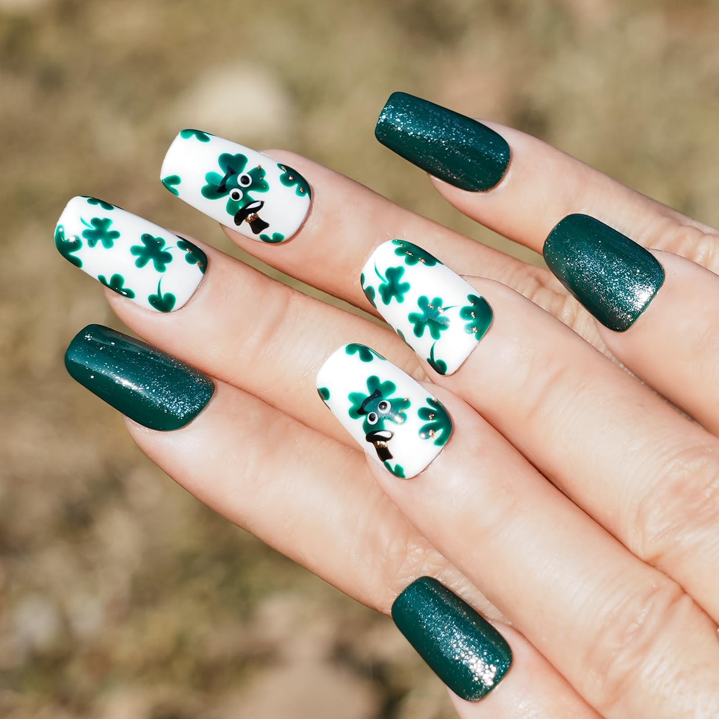 Tesytto Medium Coffin Press On Nails, Green Glitter & White Fake Nails with 3D Green Hat & Clover Print, Handmade Acrylic Nails Glossy Full Cover False Nails (Size L)