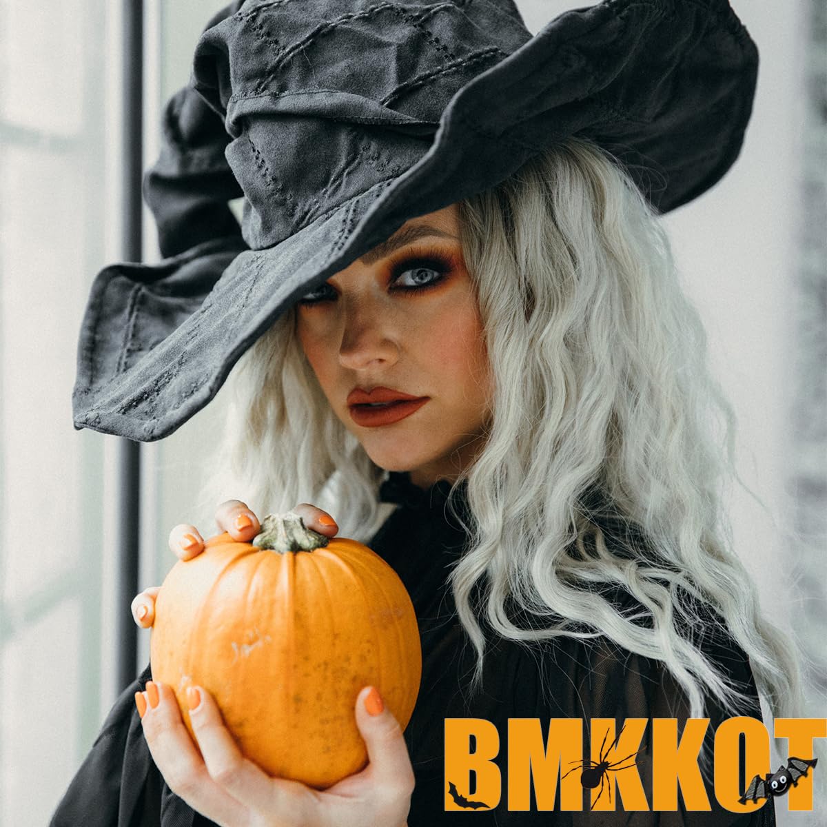 30Pcs 3D Fall Press on Nails Medium Almond Maple Leaf Fake Nails Handmade Acrylic Nails Autumn Flower Rhinestones Glue on Nail French Tip False Nails Thanksgiving Gold Leaves Artificial Nail Decor