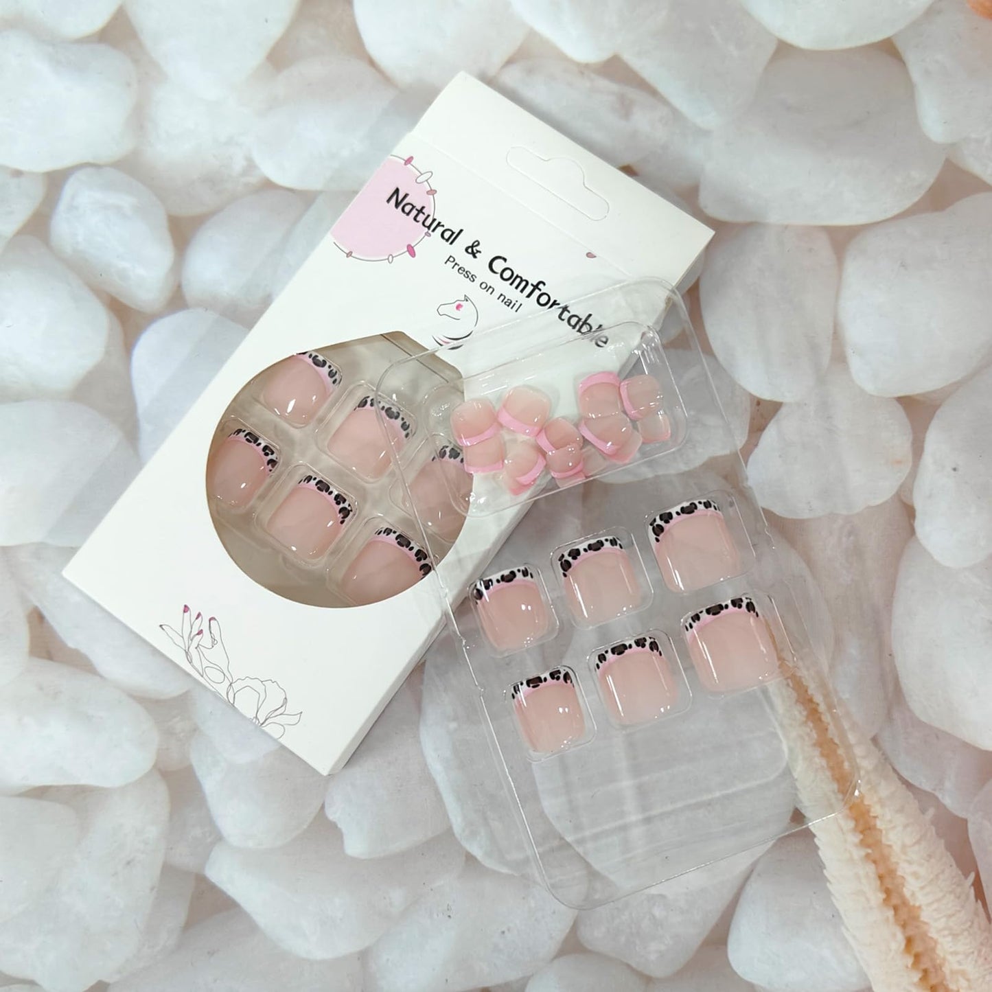 24Pcs Leopard Print French Tip Press on Toenails Short Fake Toe Nails Summer Toenail Press ons Full Cover Nude Acrylic False Toenails Pink French Glue on Toe Nails for Women Pedicure