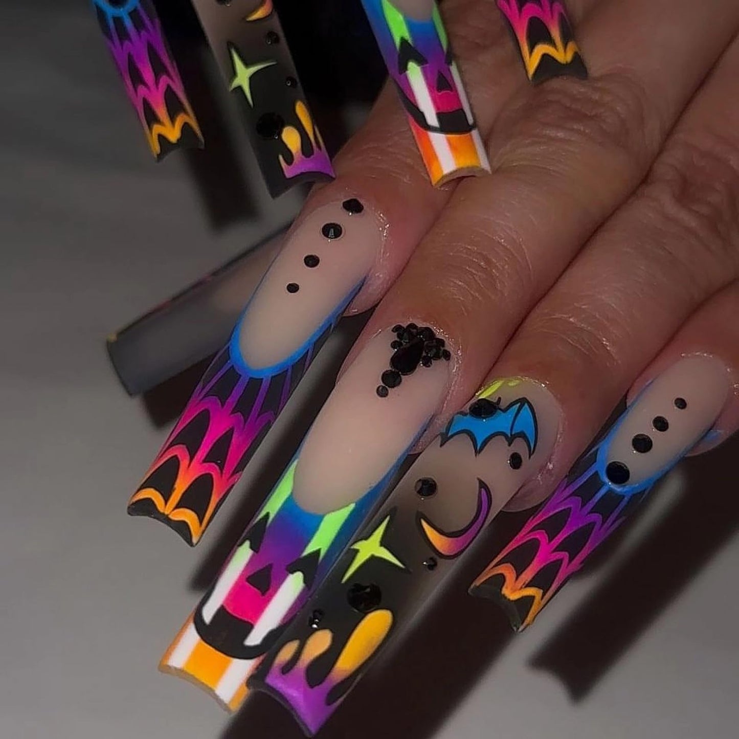 MISUD Press on Nails - Long Coffin Fake Nails with Goth Clown, Acrylic Gothic Bat Design 24 pcs