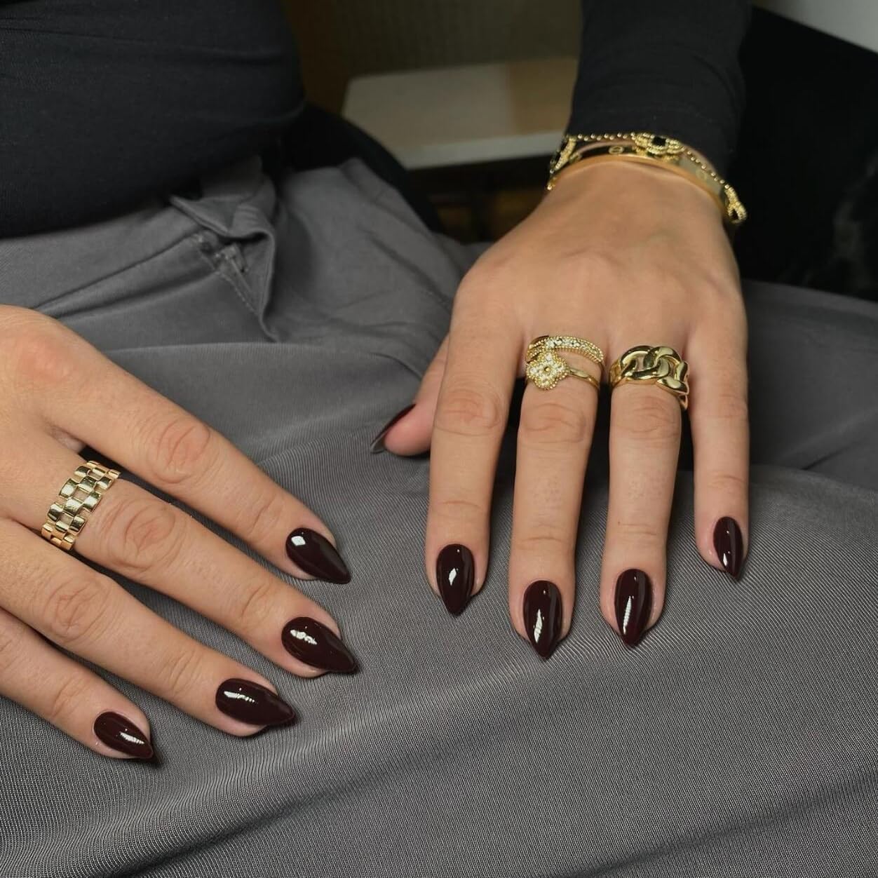 KQueenest Black Press on Nails Short Almond, 30 Pcs Black Fake Nails Acrylic, Sheer Color Gel Nails Press ons Medium Stiletto, Perfectly Fit, Reusable Stick on Nail for Women Winter Wear