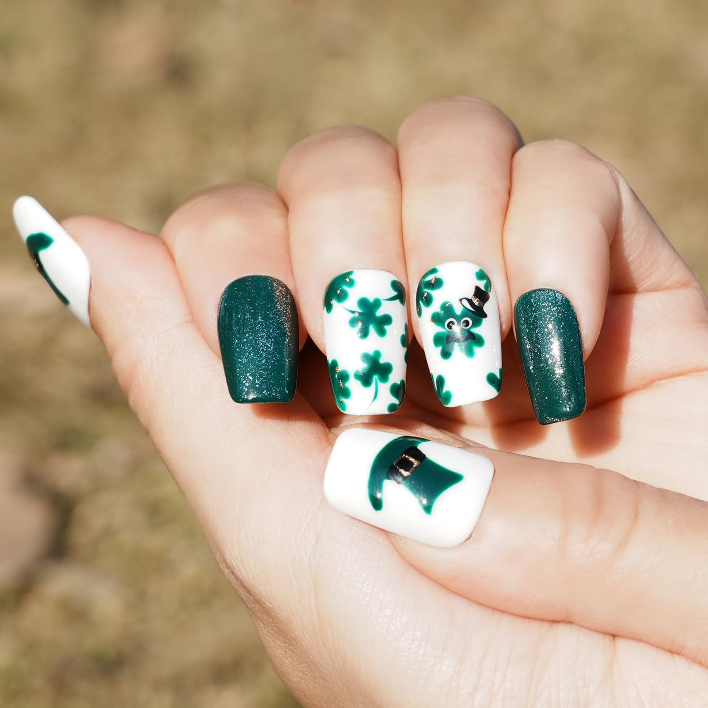 Tesytto Medium Coffin Press On Nails, Green Glitter & White Fake Nails with 3D Green Hat & Clover Print, Handmade Acrylic Nails Glossy Full Cover False Nails (Size L)
