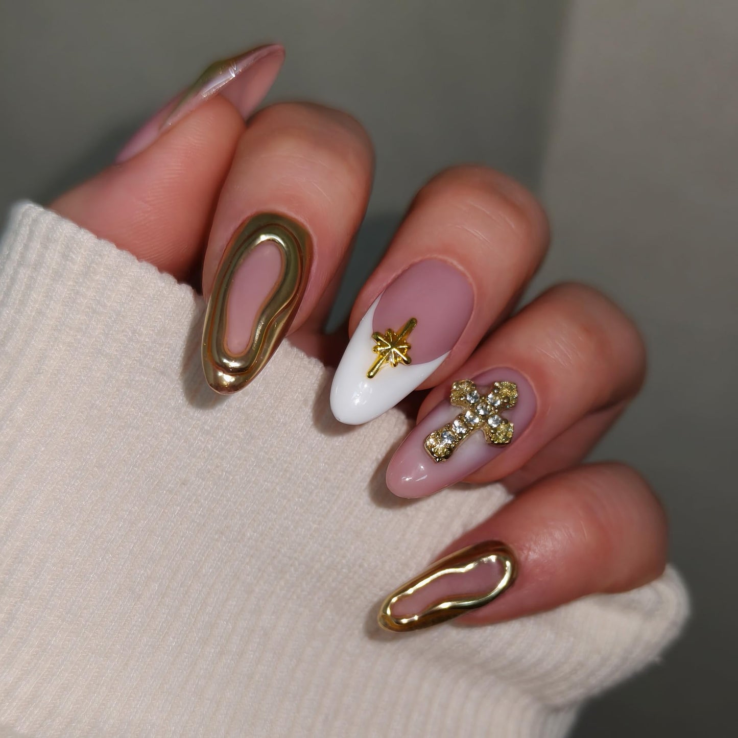 TENPAL 10Pcs Handmade Press On Nails Almond With Tools,Acrylic Icy Platinum French Tips Fake Nails with 3D Metal Cross,Glossy Y2K Blush Glitter Edgy Sweet Glue on Nails for Women,Gold French Nails(L)