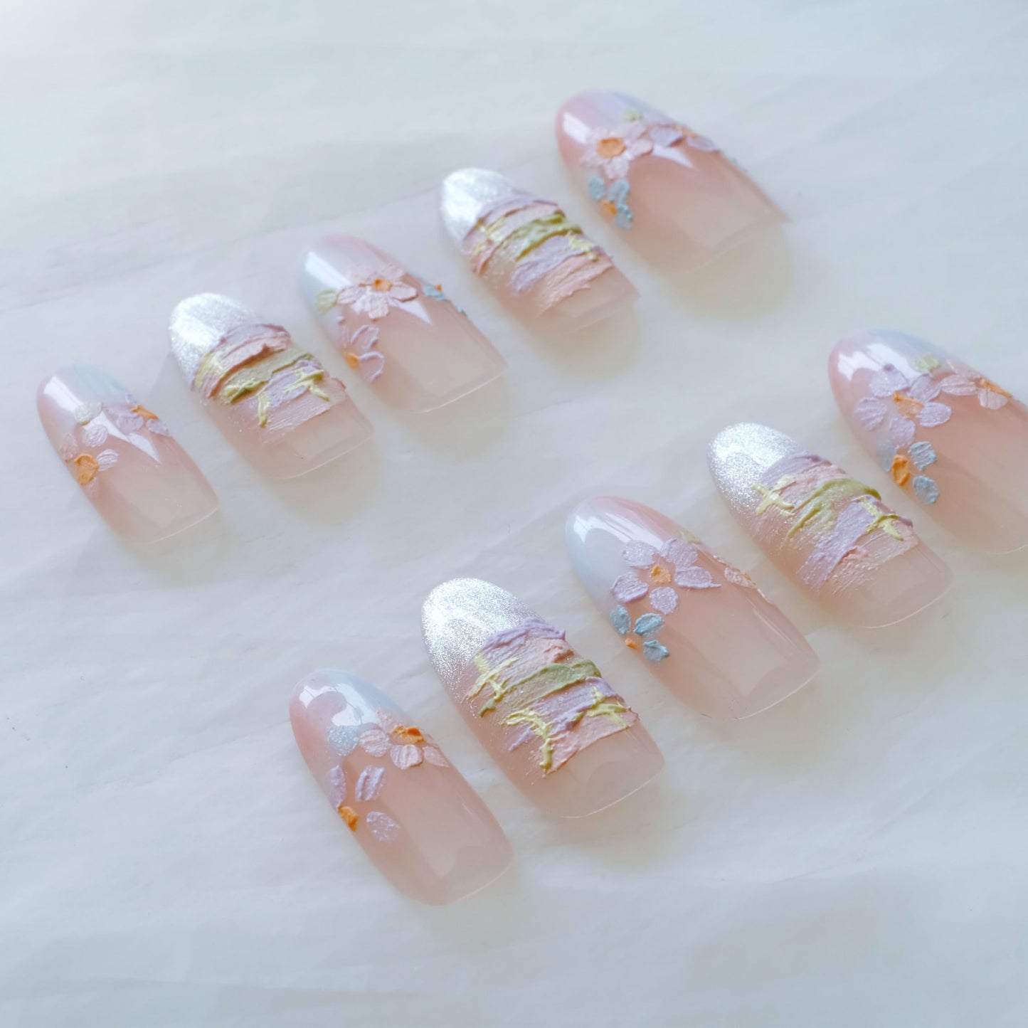 [GLORS] Purly Handmade Almond Press on Nails | Oil Painting Style Flower in White and Nude French Tip Nails, 10 Pieces (Small, Almond)