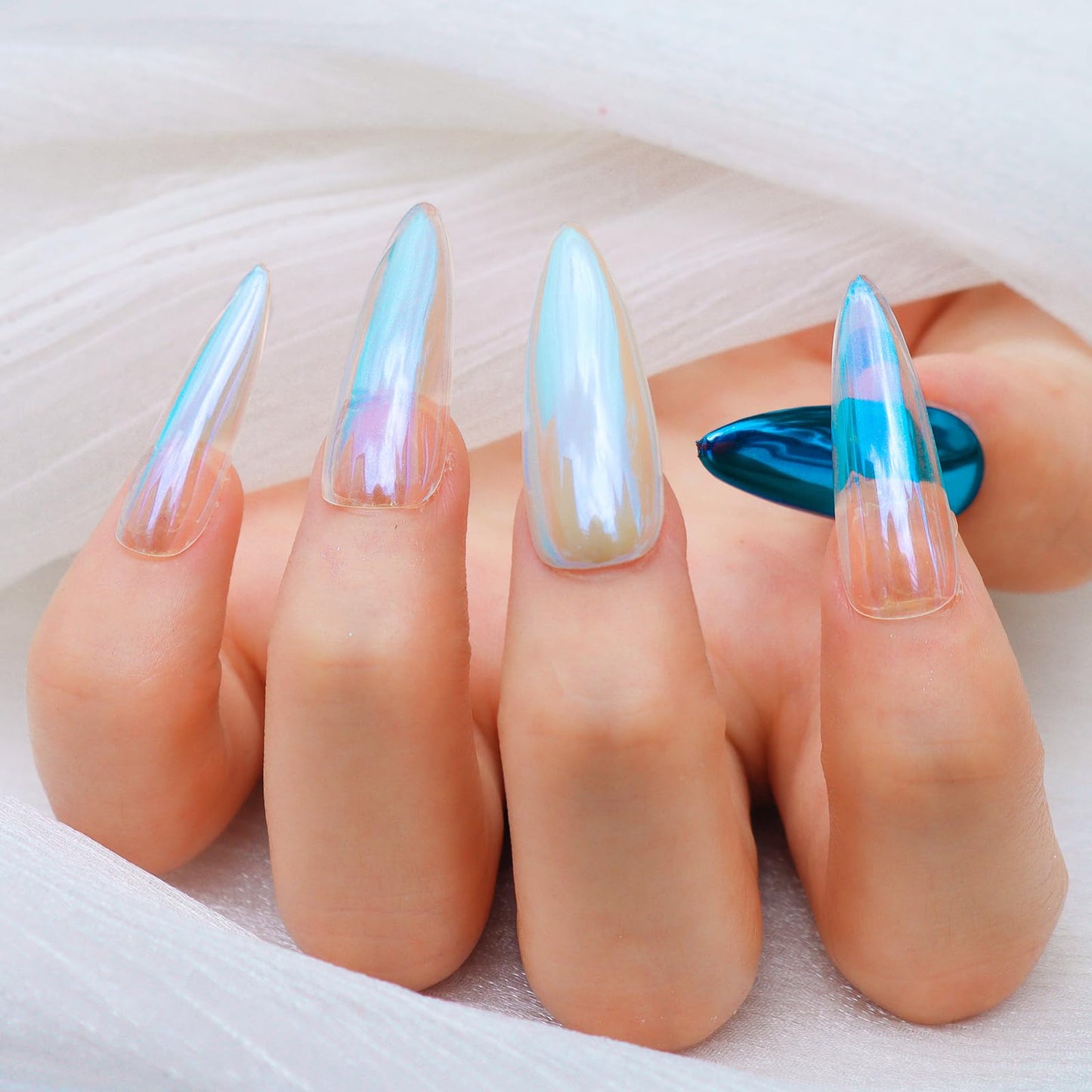 FNNZ Chrome Nail Powder, Aurora Mirror Effect Unicorn Chrome Nail Powder, Mermaid Nail Chrome Powder for Nail Art Decoration, Light-Changing Pigment Dust Nail Chrome Powder for Women - Iris Dating