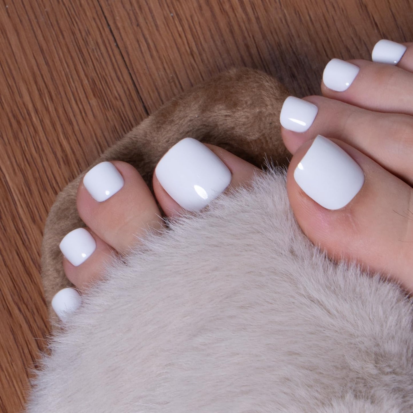 Curvlife Press on Toenails Short Design Acrylic Fake Toe Nails Stick On Foot Nails Glossy White French Tips Toenail Press ons Square for Easter Gift For Women (Pure Blan, Short)