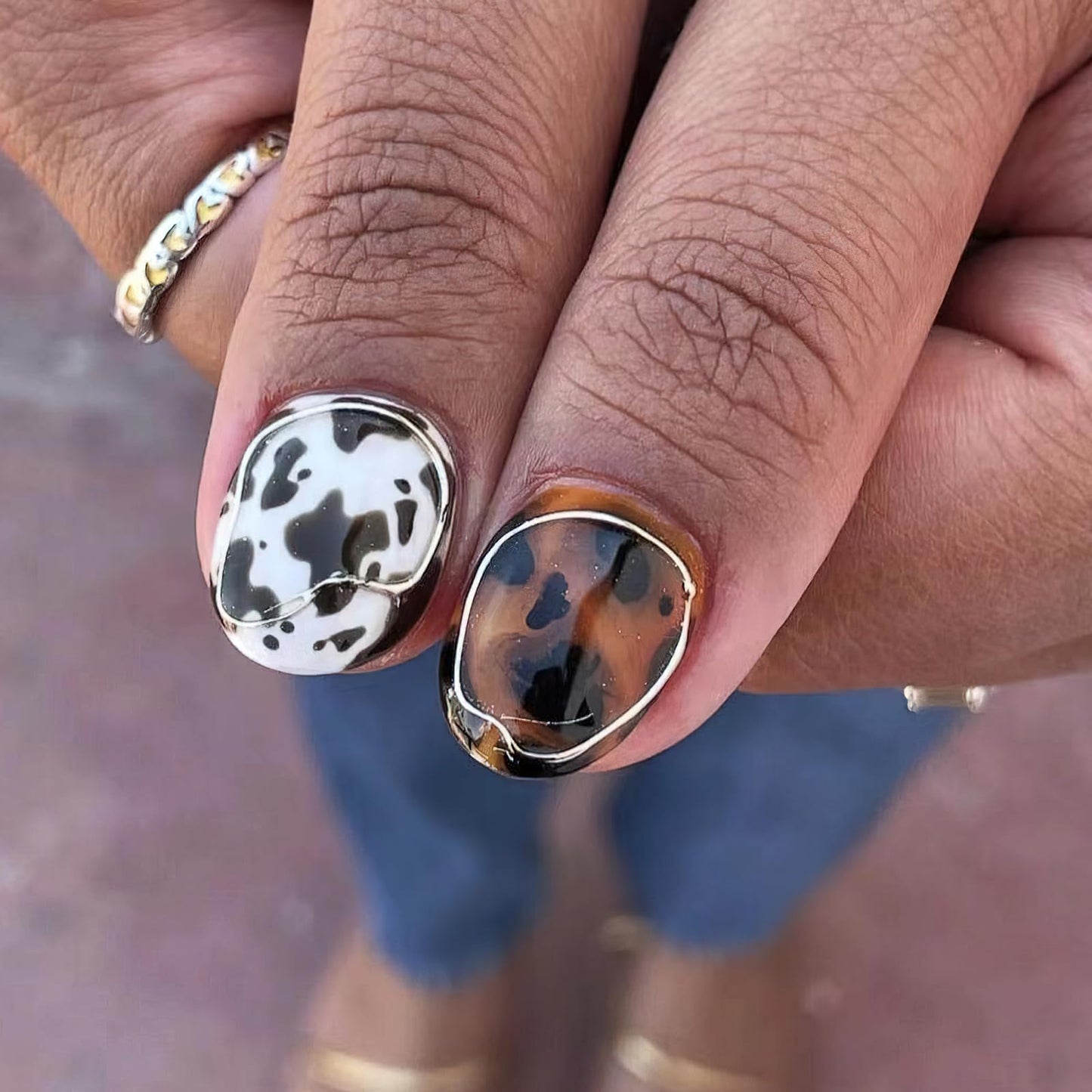 Jremg Animal Stripes Press on Nails Short Almond Fake Nails with Designs Glossy 3D Silver Circle Lines False Nails Zebra, Turtle, Leopard Glue on Nails Reusable Stick on Nails for Women 24Pcs