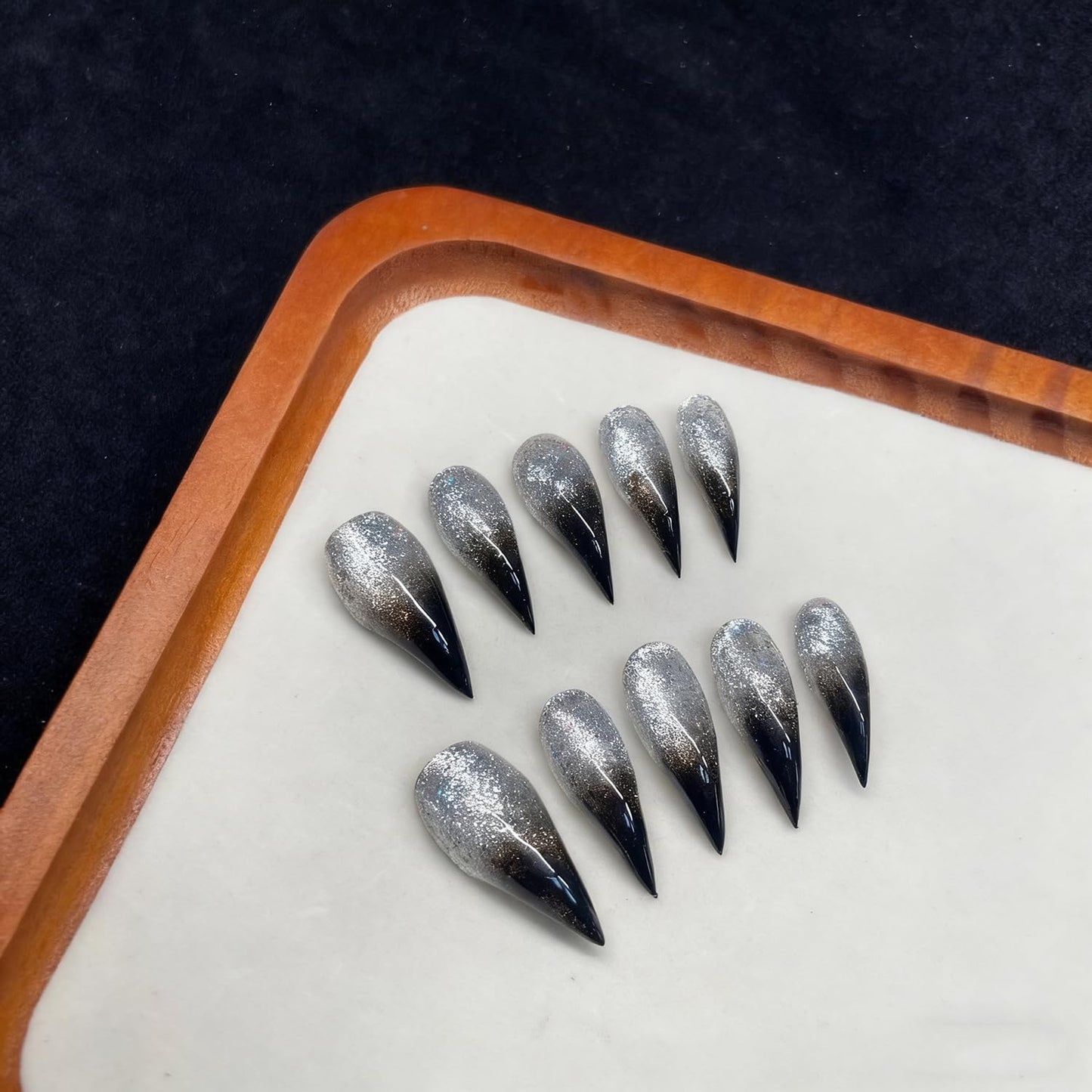 Handmade Press on Nails Silver Glitter Eagle Claw Fake Nails Designs Black French Tip False Nail Full Cover Long Curved Stiletto Stick on Nail Muti-Layer Gel Acrylic Nails for Women (Size M)