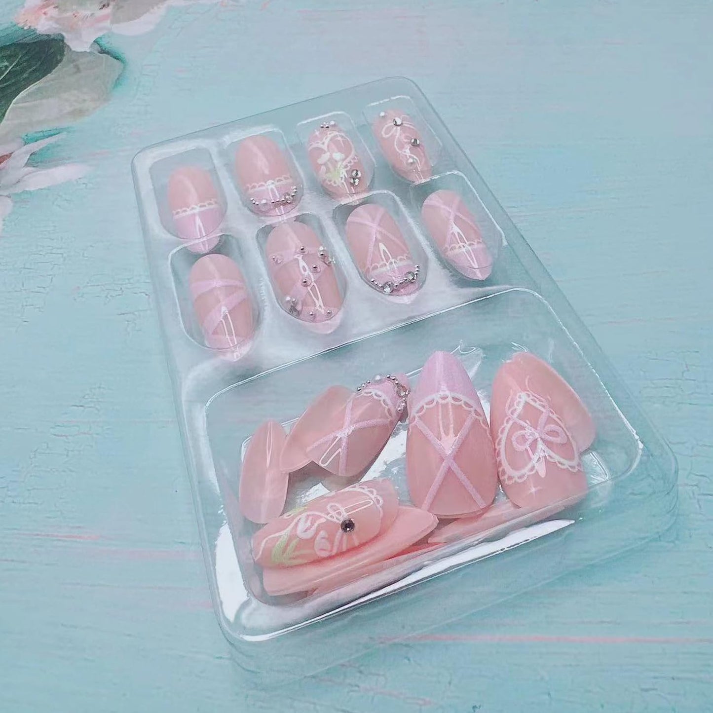 24Pcs French Tip Press on Nails Almond Fake Nails Pink Glossy Bow Designs Full Cover Nude Glue on Nails French Nails Press ons Cute Bow Stick on Nails for Women Medium Manicure Daily Wear