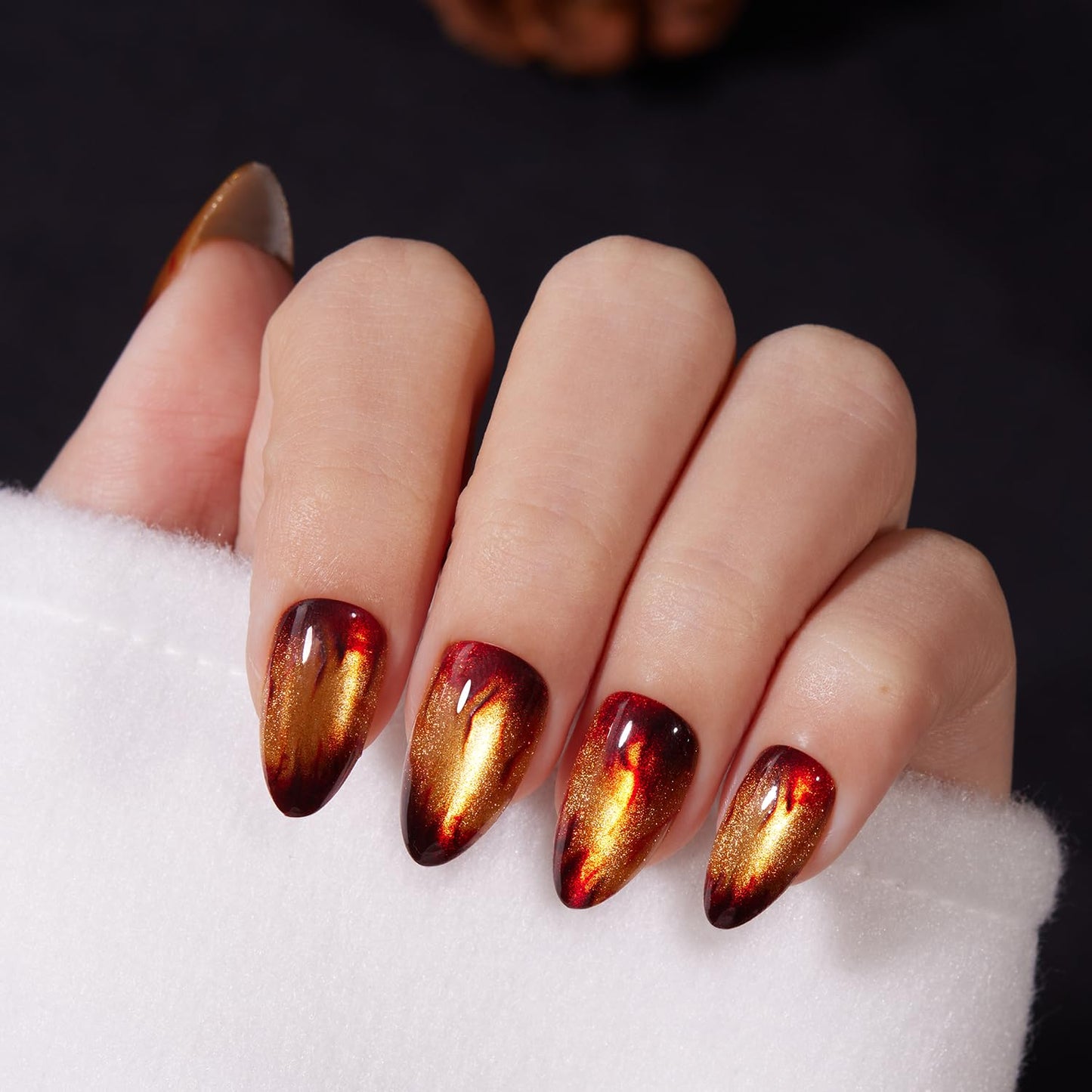VSALON Press on Nails Short Almond - Golden Spakly Cat Eye Glitter Flame Design, Reusable Opaque Gel Magnetic Effect Fake Nails with Glue & Cuticle Oil - 32 PCS in 16 Sizes