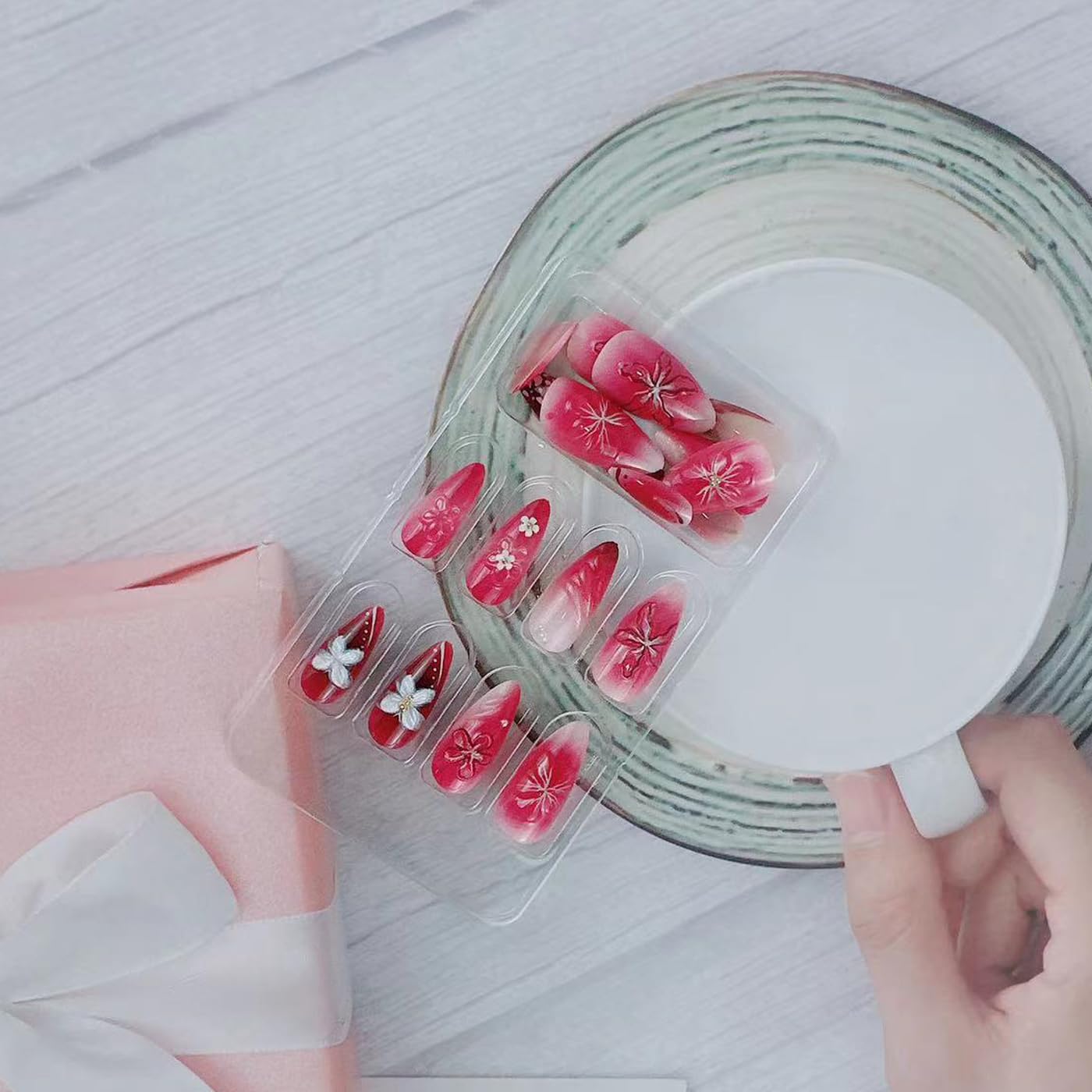 Cute Flowers Press on Nails Short Almond Press on French Tip Fake Nails White Butterfly False Nails with 3D Pearls Charms Designs Acrylic Nails Glossy Full Cover Glue on Nails for Women Manicure 24Pcs