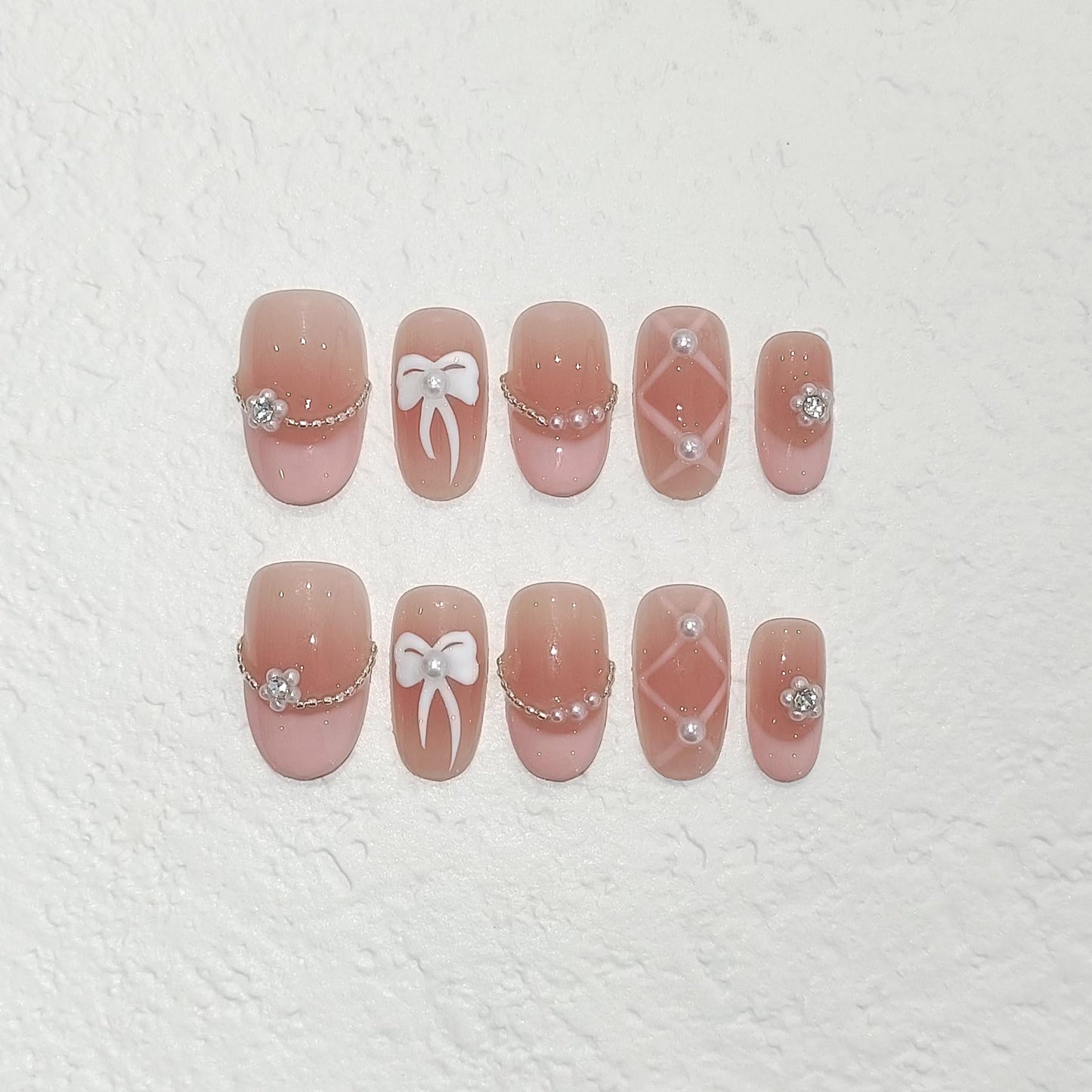 TENPAL French Tip Press on Nails Short Oval,Blush Pink Checkered Fake Nails with Hand-Painted 3D Pearl Bows,Ballerina Sweet False Nails Reusable Full Manicure Kit 10pcs Ballerina Sweet Nails(S)
