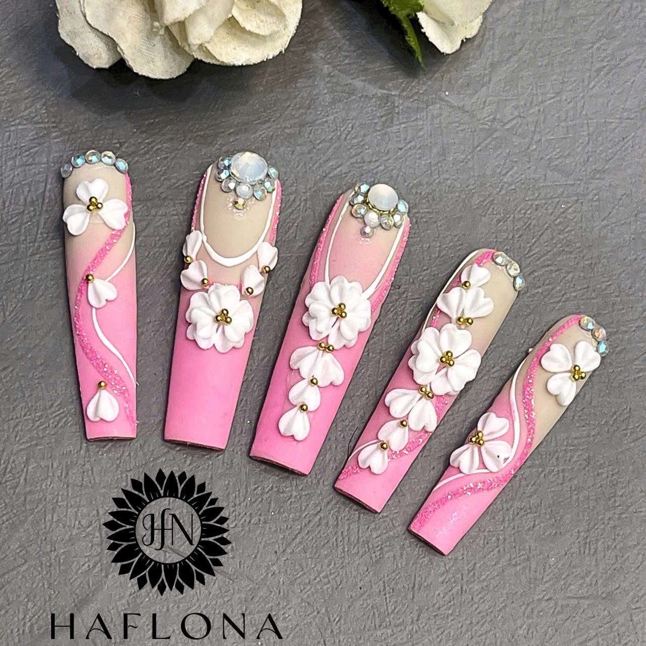 Set 20Pcs White Heart 3D Flowers for Nails, Handmade 3D Acrylic Flowers for Valentine - Wedding Nails, Flower Nail Made by Acrylic Powder Design Deco Nail Art Women Girls (15 White Heart 2#)