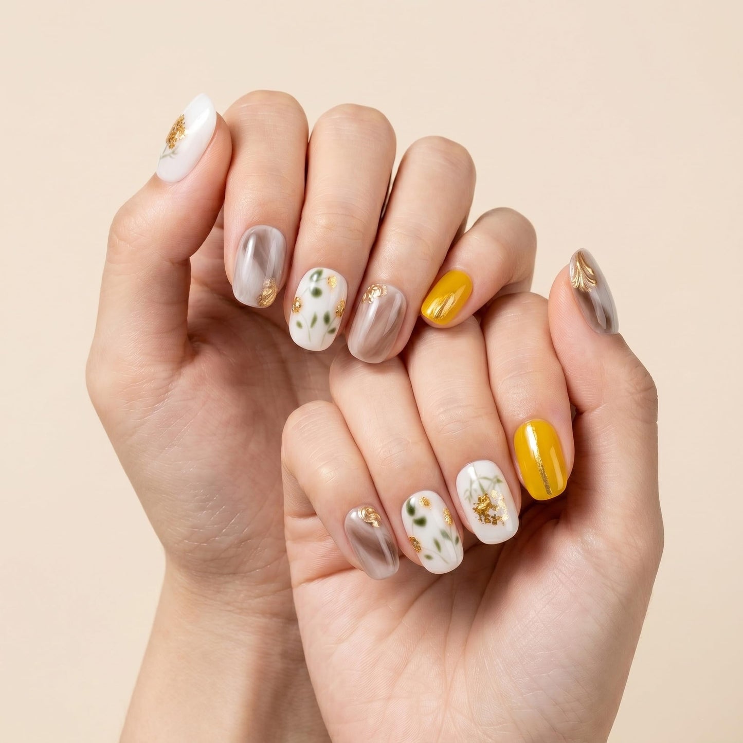 Sun&Beam Nails Handmade Press On Nail Short Round Hand-painted Golden Flowers Acrylic Fake Tip Design Art Charms Cute with Storage Box 10 Pcs (#005 XS)