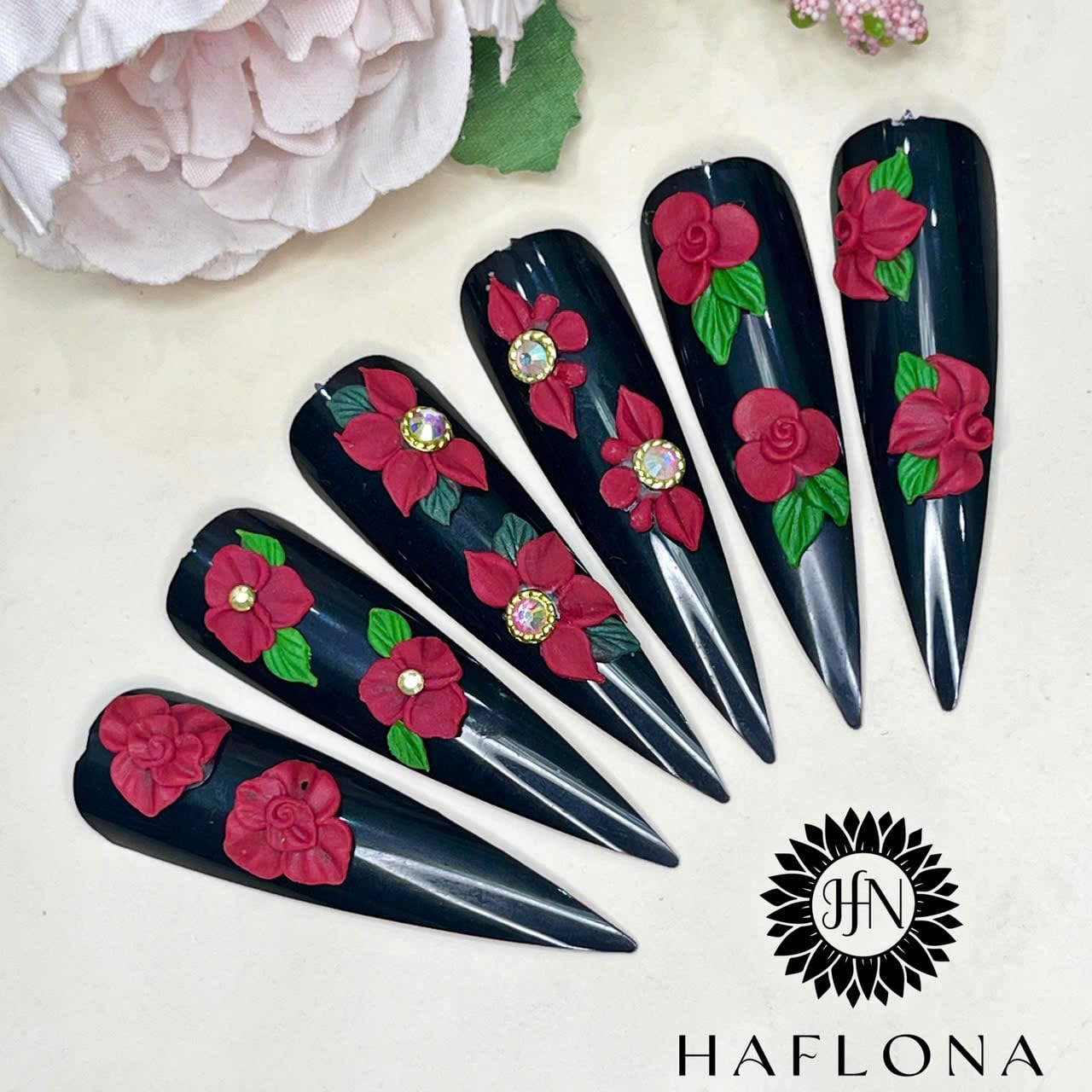 Set12Pcs Small 3D Acrylic Christmas Flowers Nail Art Charms -Small Flower Xmas Handmade by Acrylic Powder for Salon Nails Deco Noel(12Pcs SmallFlowers Christmas)