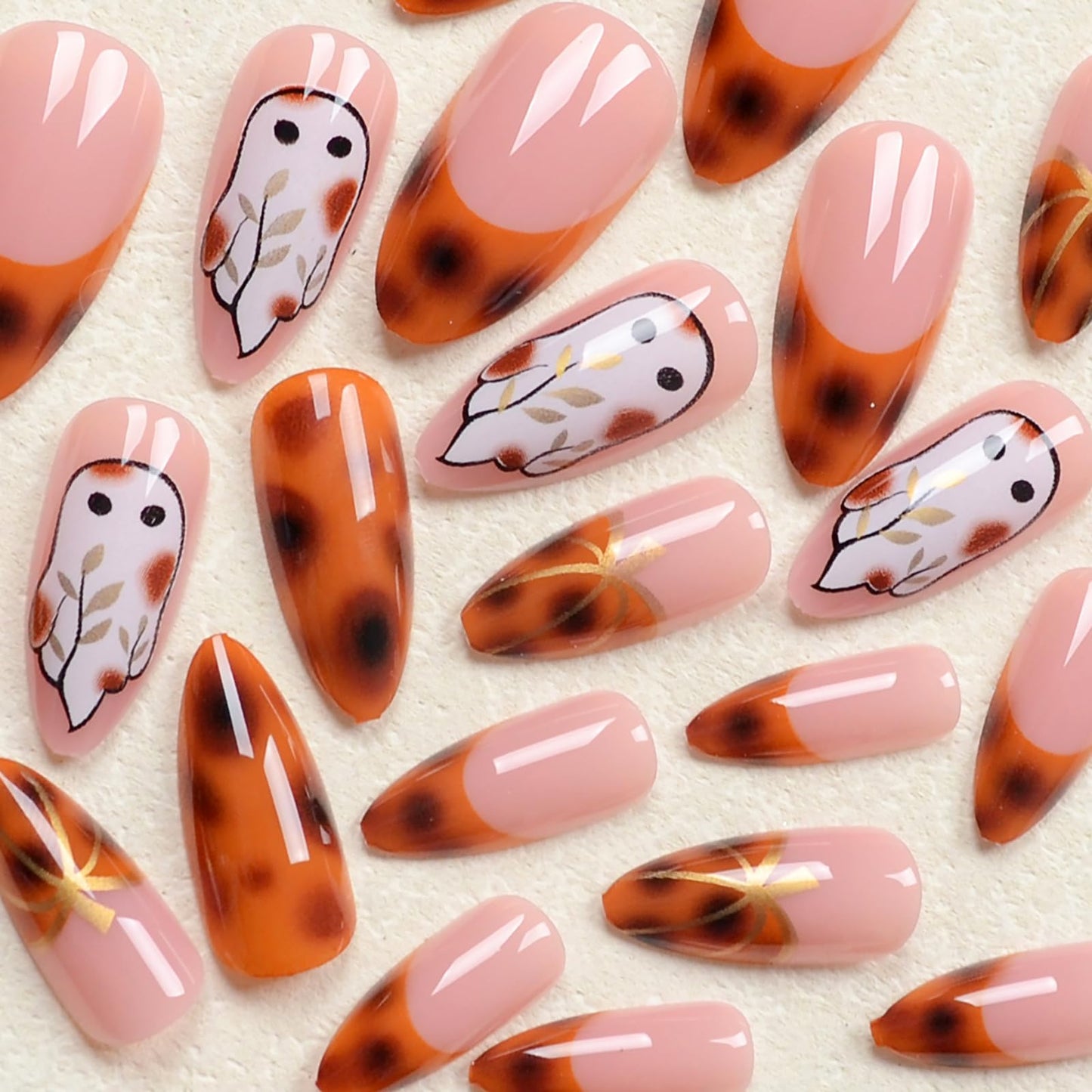 24Pcs Cute French Tip Press on Nails Short Almond Fake Nails Fall Halloween False Nails with Leopard Pumpkin Design Glossy Full Cover Halloween Ghost Nails Autumn Reusable Stick on Nail for Women