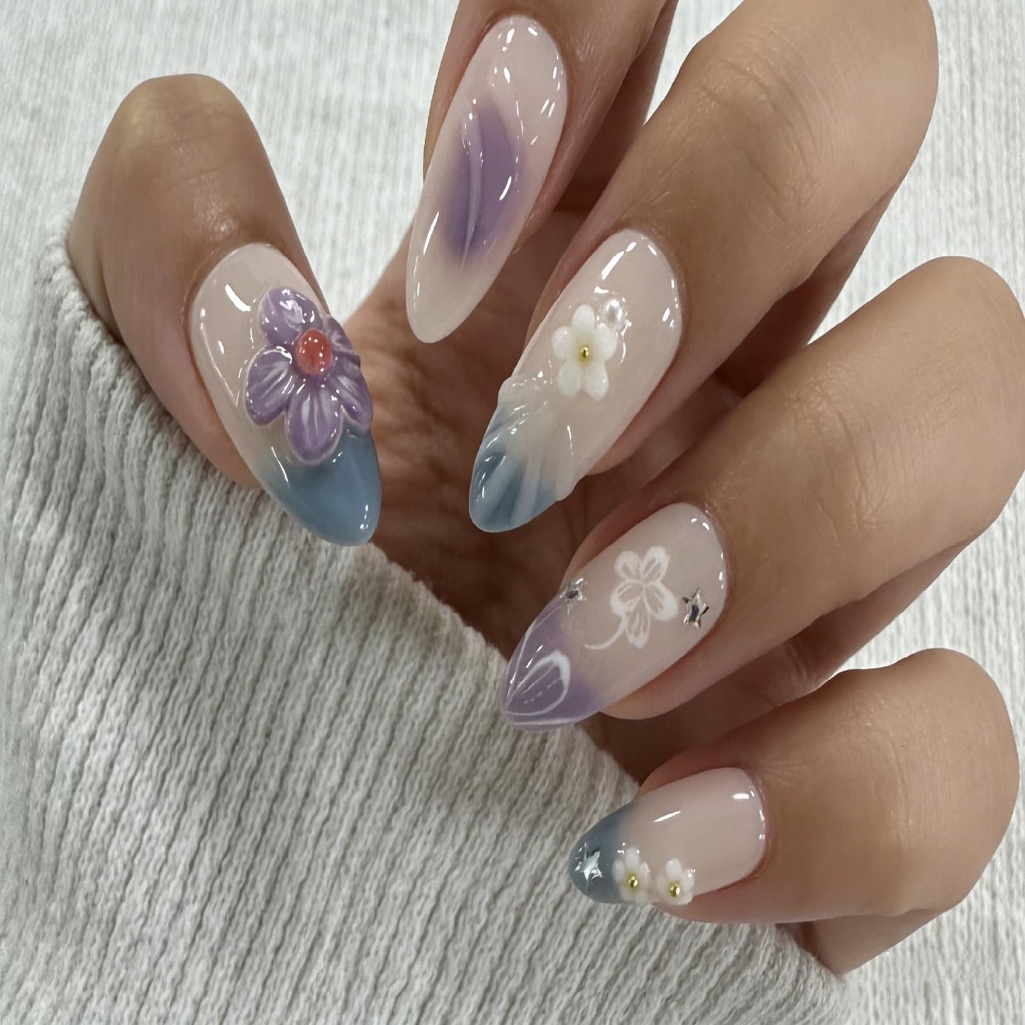 Threelegscat Handmade Almond Press on Nails-Medium, 3D Flower Gradient Blue Purple Reusable Fake Nails for Women Daily Wear, Party, Dating 10 PCS (Size M)