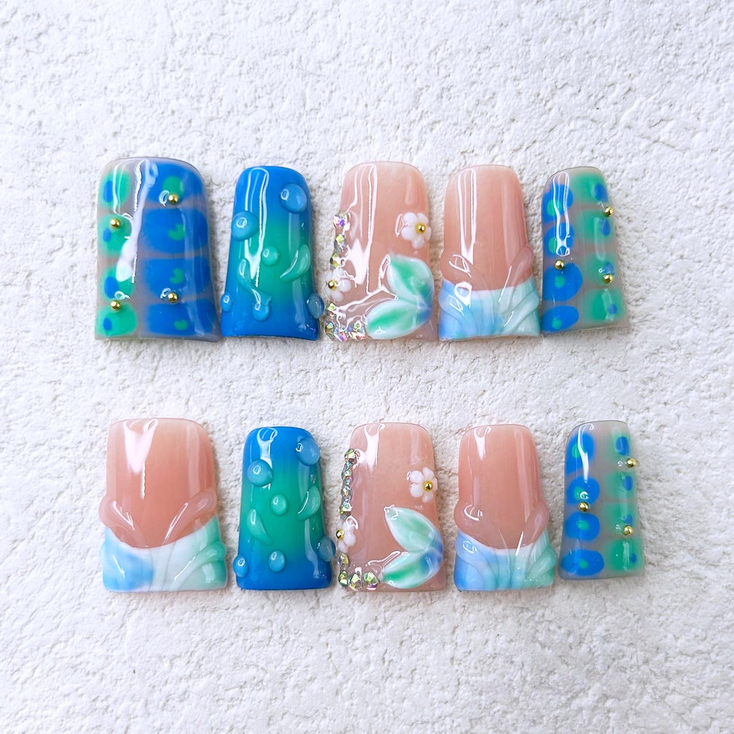 Handmade Duck Press on Nails Medium 3D Flower Rhinestone Designs False Nails with Glue,Droplet Shape Pattern Glossy Flash Gradient Full Cover for Women 10 Pcs Reusable Acrylic Stick on Nails (Size S）