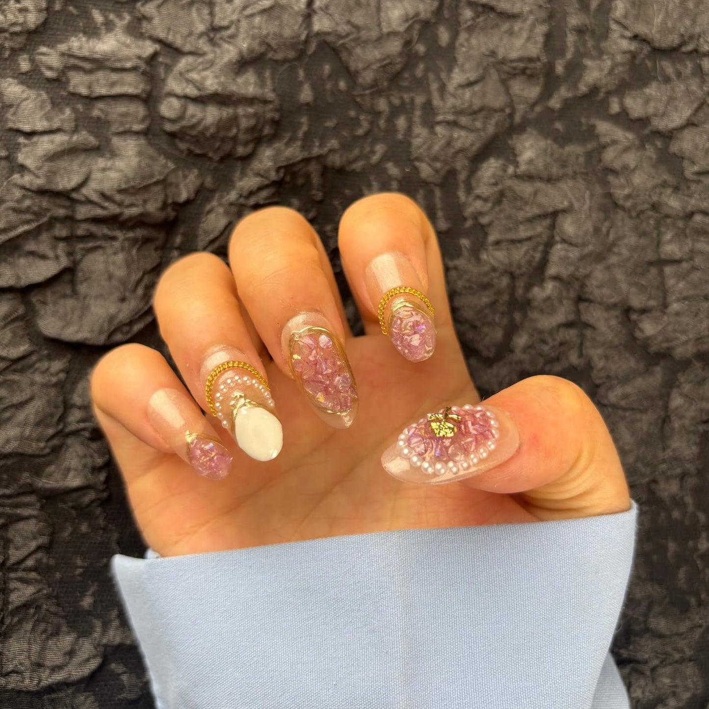 AKA Unicorn Handmade Press On Nails Medium Oval,Gold Chain&Pearl French Nail Tip,10Pcs Acrylic Fake Nails with Charm Design,Glue On Nail with 3D Rhinestone Stick On Woman Fingernails