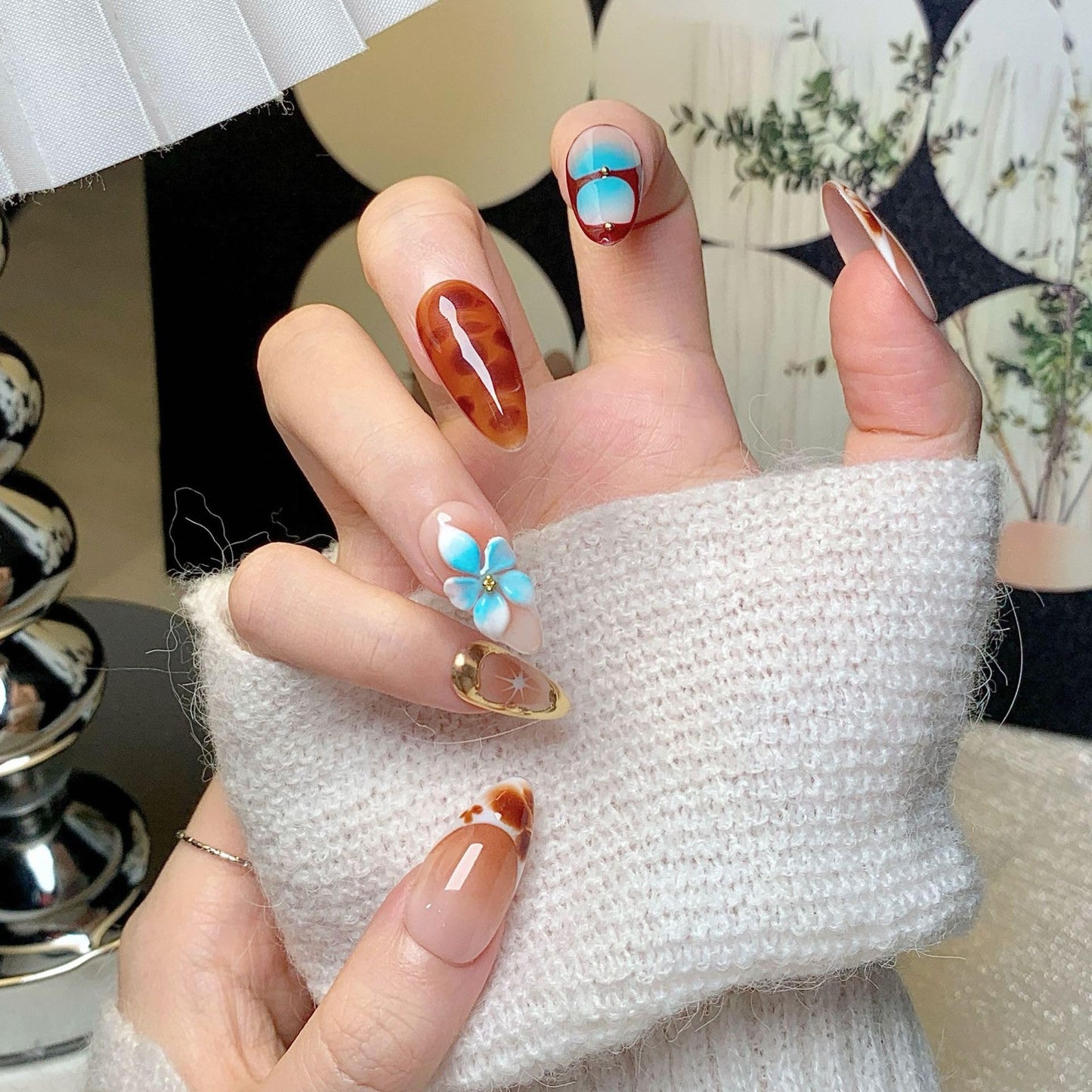 Medium Press on Nails Almond - Handmade Fake Nails with Flower Gold Line Deisgn - Ombre Brown False Nails Fall Nails Press ons for Women - (Size L)