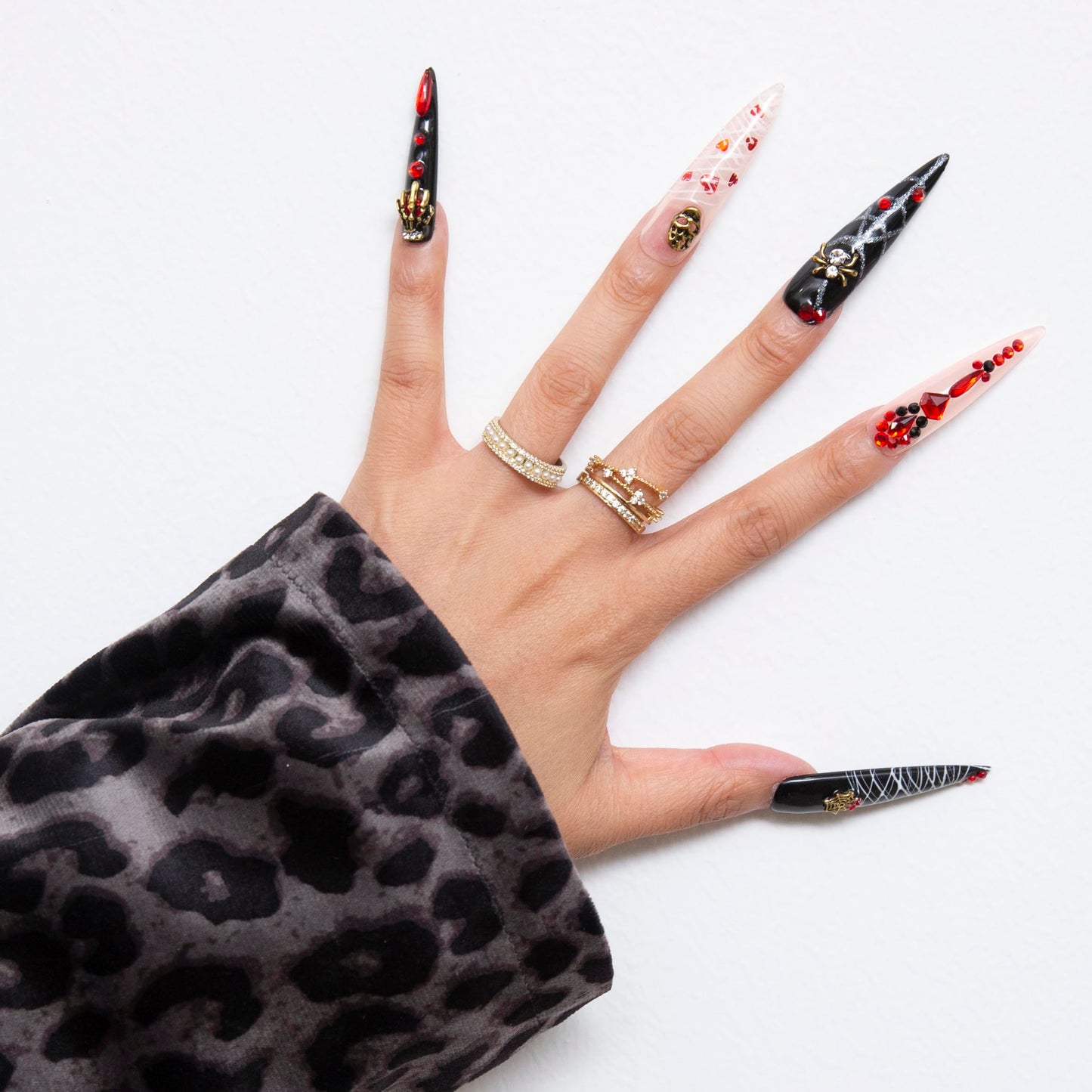 LOVFUL Press on Nails Halloween Bleeding Love | Handmade with Full Covered Crystals | Reusable Fake Nails | Stiletto Long 2.2 in | H42-L