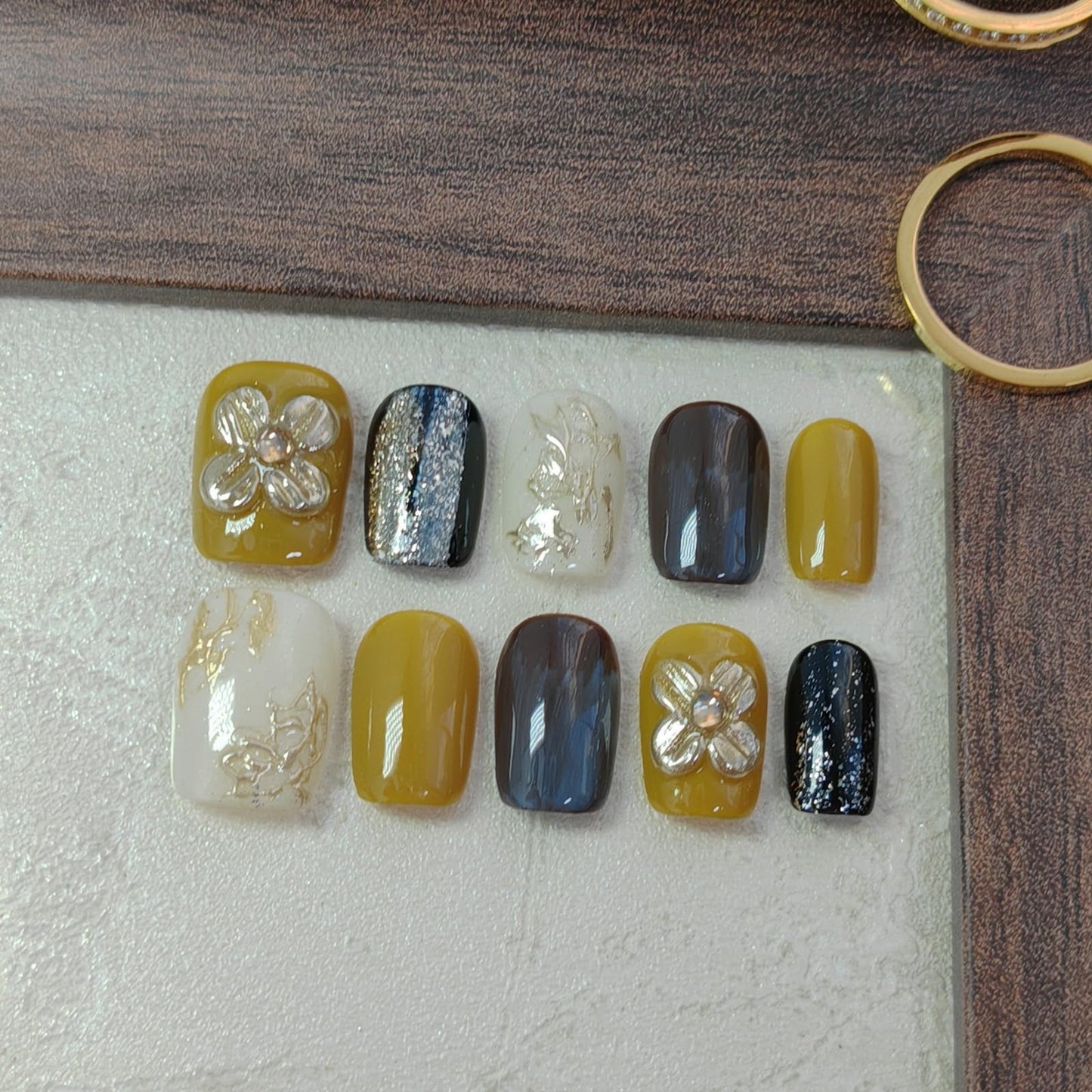 Short Square Press on Nails 3D Flower False Nails with Designs, Glitter Fake Nails Handmade Reusable Manicure Kit (Ginger#Medium)