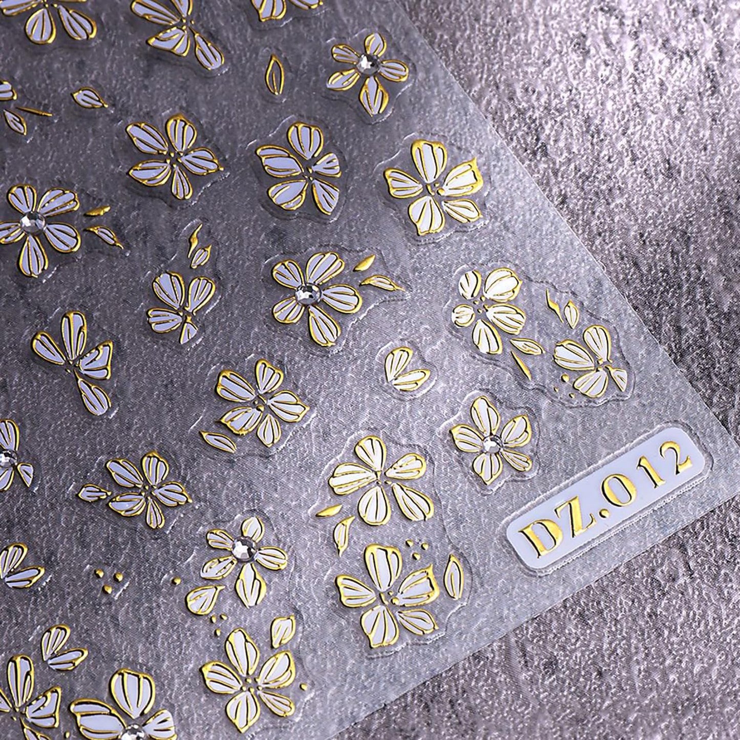 Flower Leaves Nail Stickers ins 2pcs Spring Daisy Gold Leaf Floral Art Design Gold Silver Nail Decals Summer Supplies Nail Adhesive Stickers Floral Sticker for Nails DIY Manicure Decorations