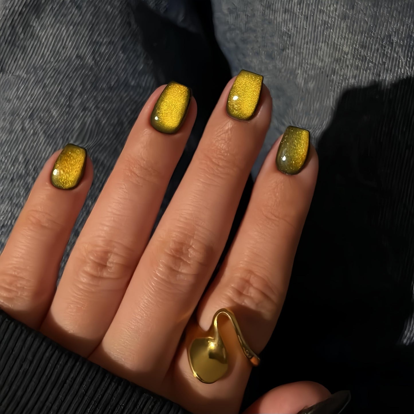 KQueenest Gold Cat Eye Press on Nails Short, 30 Pcs Chrome Press on Nails Square, Sparkly Glitter Black Fake Nails Press on Short, Reusable Soft Gel Glue on Nails for Women Party Prom, Gothic Design