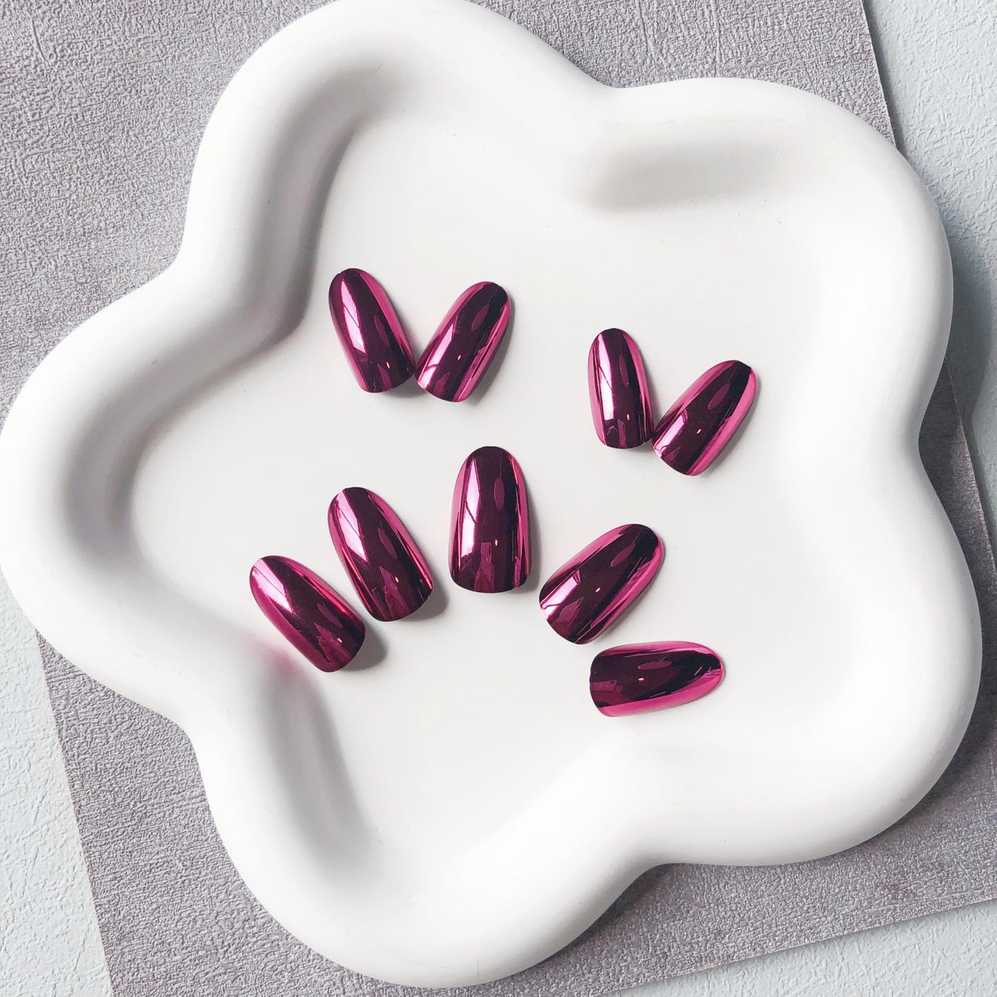 KQueenest Chrome Press on Nails Medium Round Mirror Metal Acrylic Fake Nails Press ons with Bling Design Glitter Almond Glue on Nails Glazed False Nails for Daily Party Wear in 24 PCS, Fuchsia