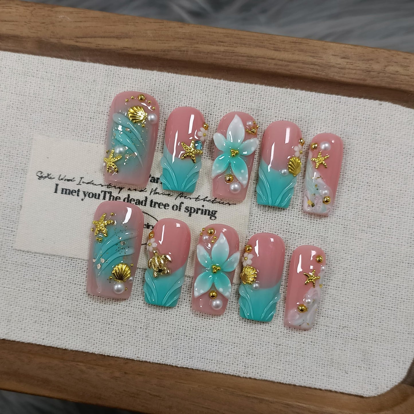 TENPAL Handmade Coffin Press on Nails Medium- Emerald Green Blushing Ombre Fake Nails with 3D Starfish & Shell Design, Coastal Elegance Style Glossy Acrylic Flowers False Nails with Tools(S)