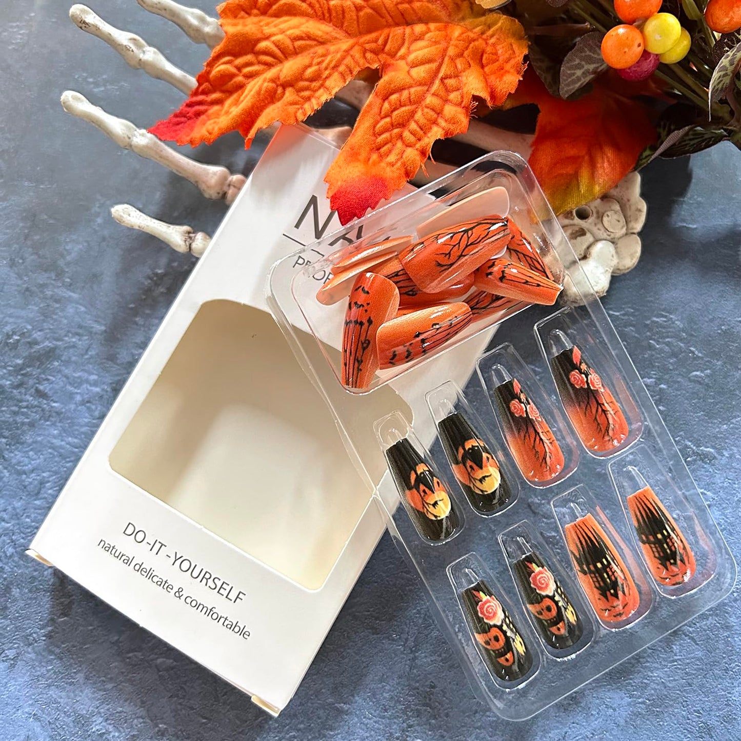Halloween Press on Nails Long Ballet Shaped Bat Pumpkin False Nails Full Cover Artificial Acrylic Fingernails Castle Flower Design Halloween Nail Glossy Festivla Glue on Nails for Women Supplies