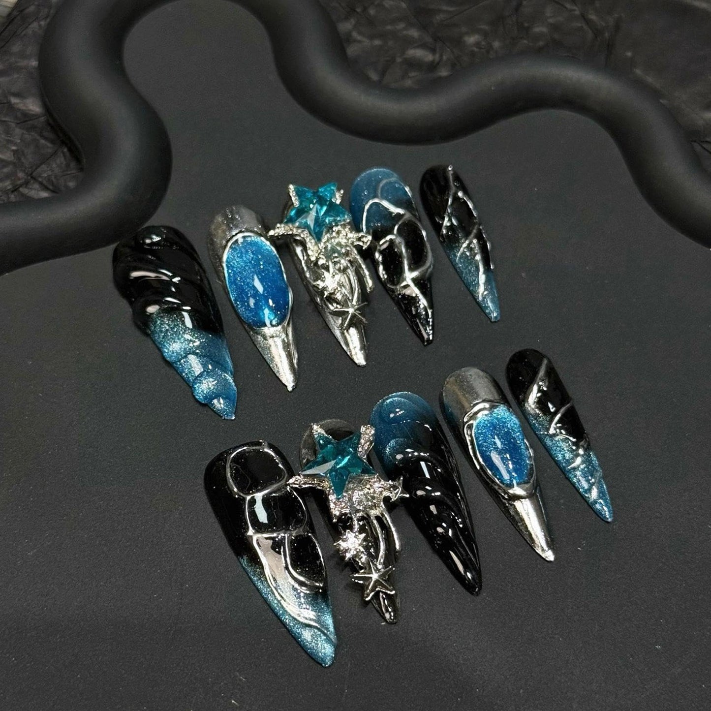 Handmade 3D Dark Sci-Fi Ocean Star Stiletto Press On Nails, Blue Black Gradient Rhinestone Artisan Nails Set, Reusable Glossy Press-ons with Tool Kit(S)