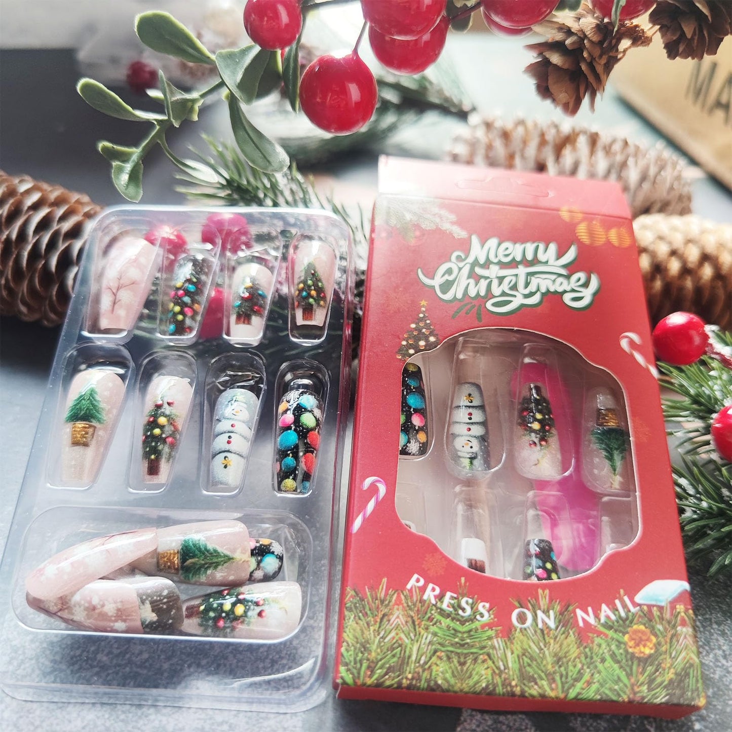 Christmas Press on Nails 24Pcs Glossy White Snowflake Acrylic Fake Nail Xmas Bell Medium Coffin False Nails Christmas Tree Stick on Fingernails Snowman Gel Glue on Nail for Women Xmas Gift