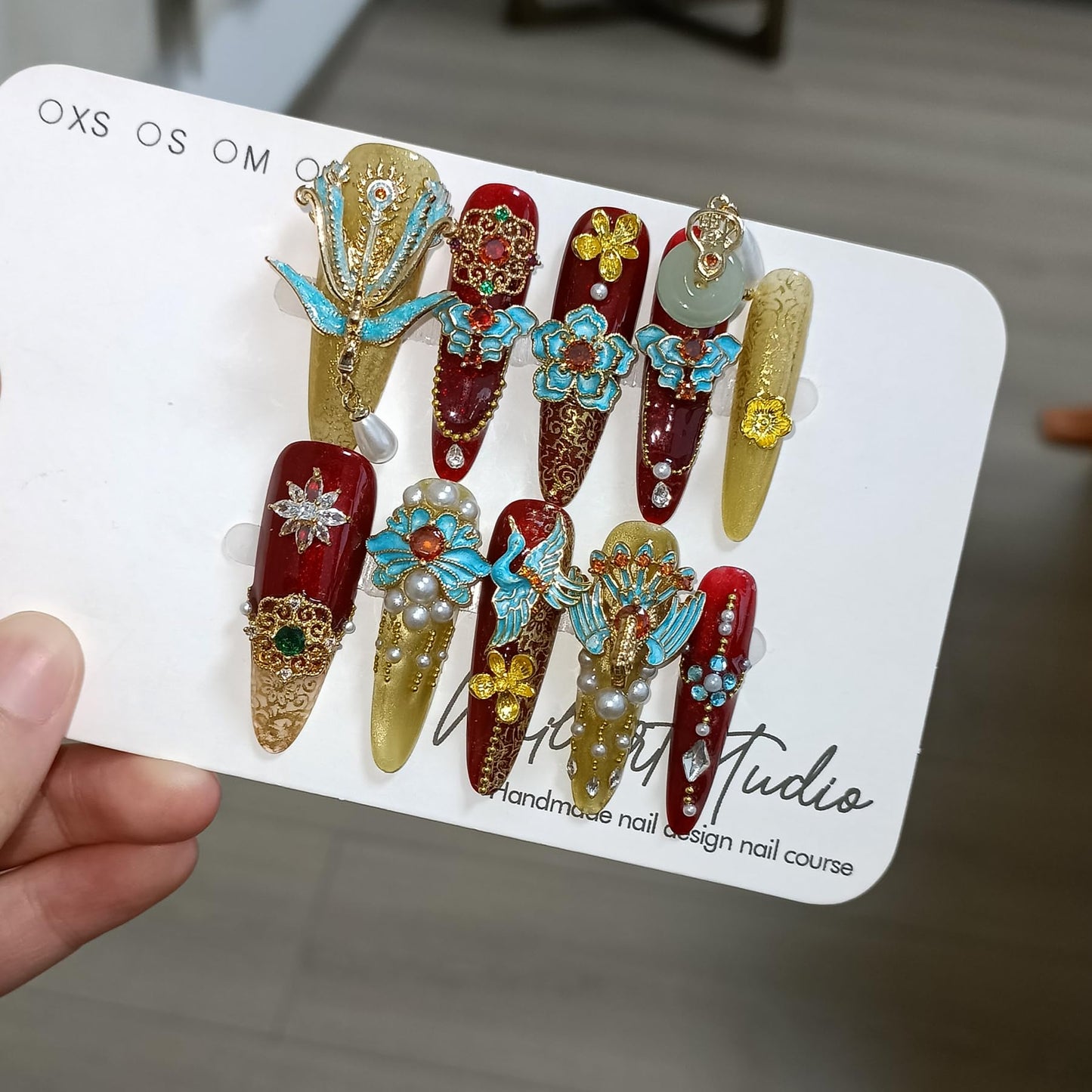 TENPAL 10Pcs Heirloom Chinese Bridal Press On Nails With Tools,Red Gold Phoenix Dragon Designs Fake Nails Long Stiletto,Full Crystals Heavy Relief Luxury Wedding Set Glue on Nails for Cheongsam(XS)