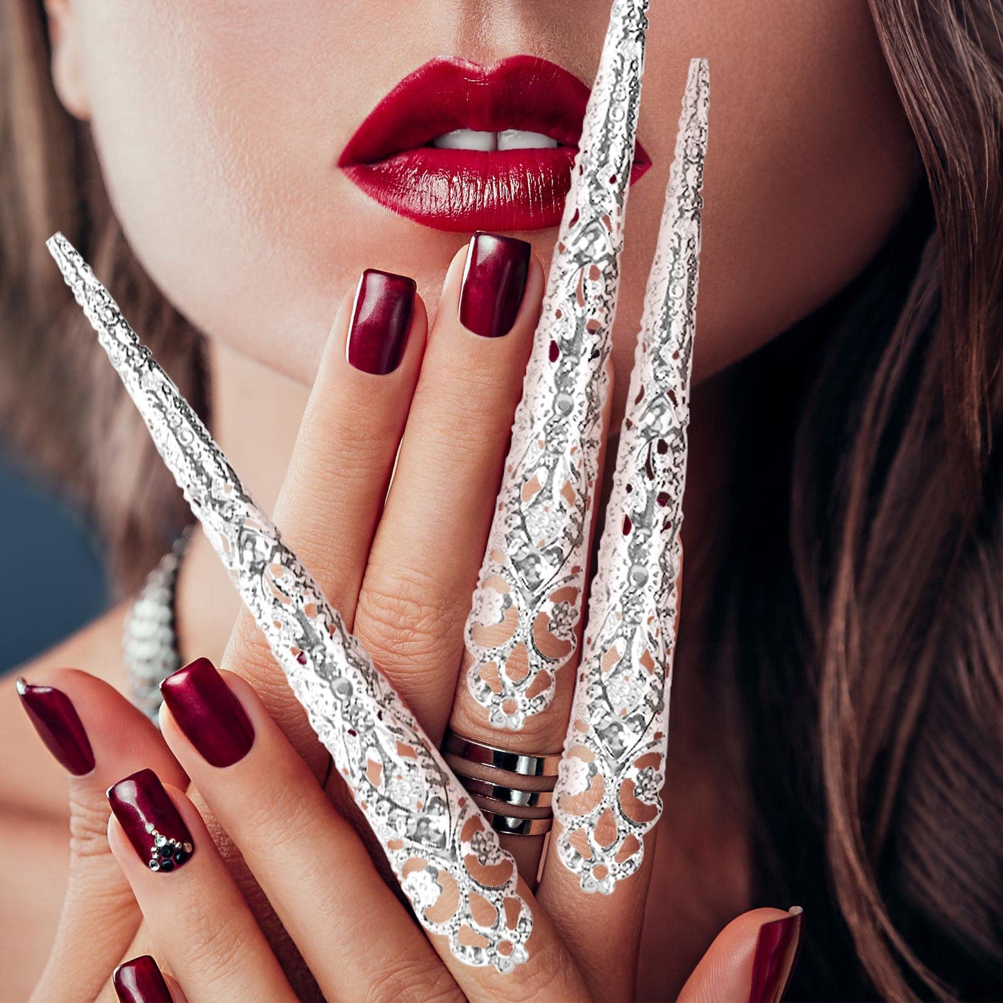 ANCIRS 20 Pack Finger Nail Tip Claw Rings, Ancient Queen Costume Fingertip Claw Nail Rings Decoration Accessory, Finger Knuckle Protectors for Halloween Cosplay Drama Dance Show- 10 Gold & 10 Silver