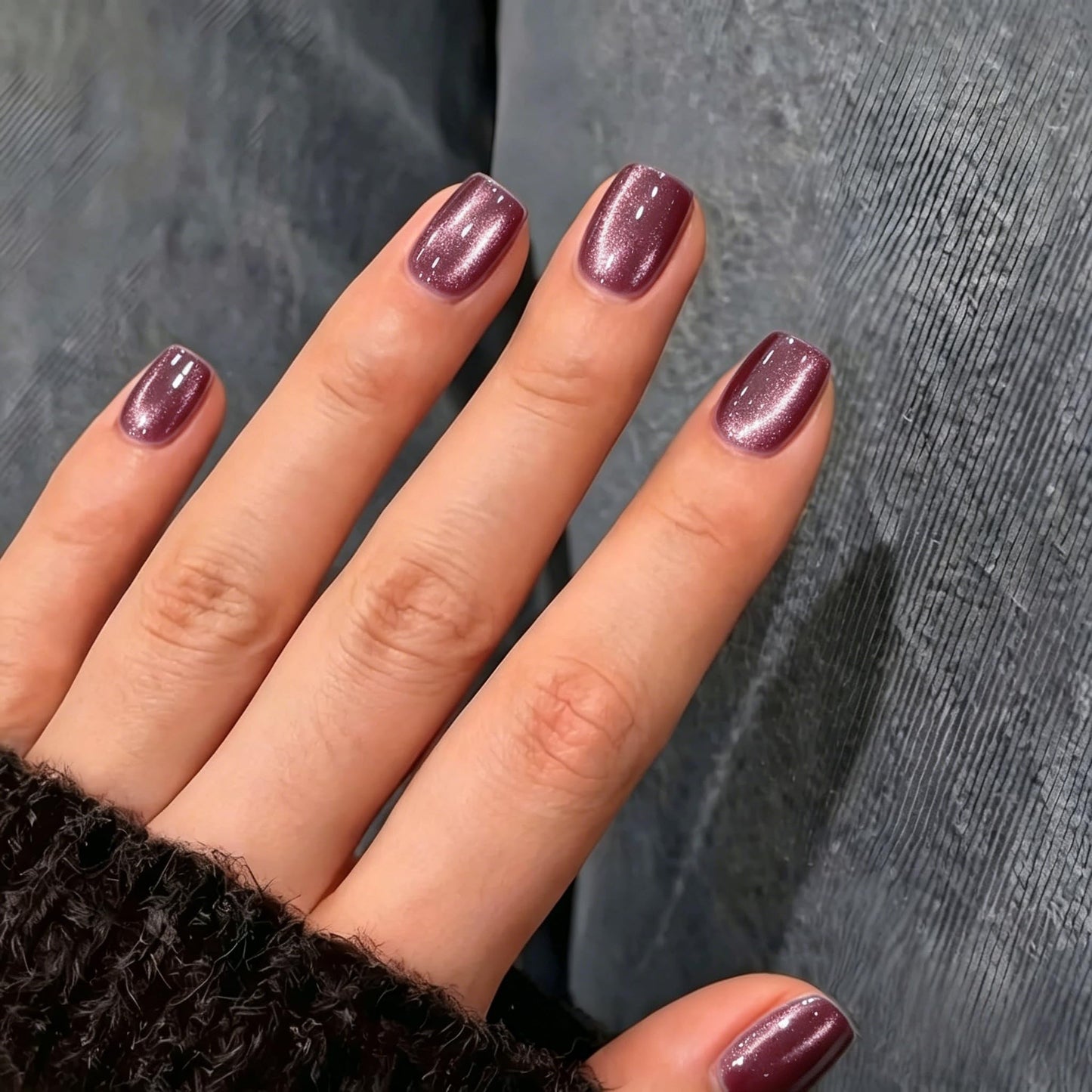 KQueenest Cat Eye Press on Nails Short, 30 Pcs Chrome Plum Red Press on Nails Square, Glitter Sparkly Fake Nails Press on Short, Reusable Soft Gel Glue on Nails for Women Salon-Quality Manicure