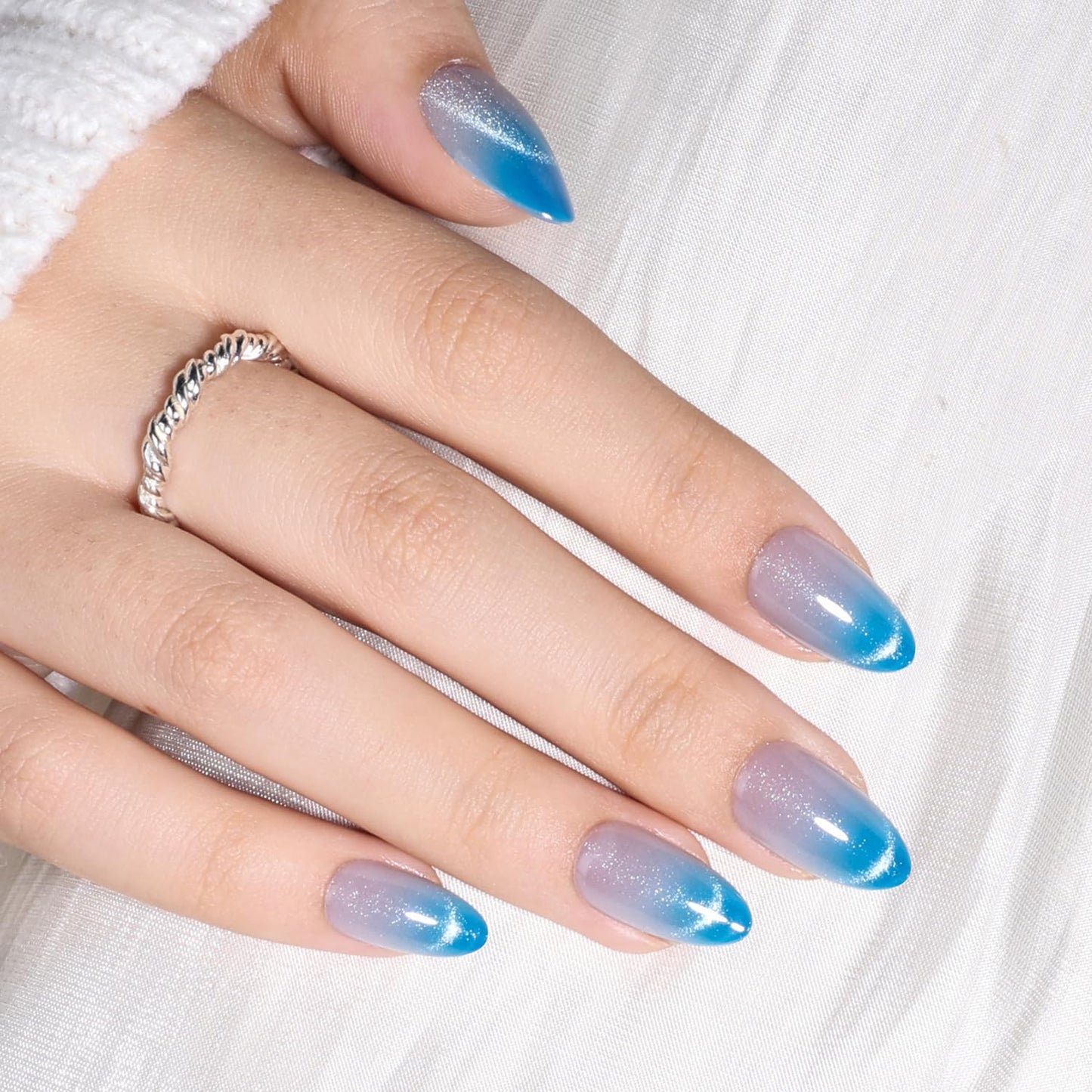 WiniBeauty Blue Cat Eye Press On Nails Almond - Ombre Short Almond Fake Nails, Blue Cateye Press On Nails Reusable Stick On Nails in 16 Sizes, 32pcs False Nail Kit for Women & Girls (Fading Tides)