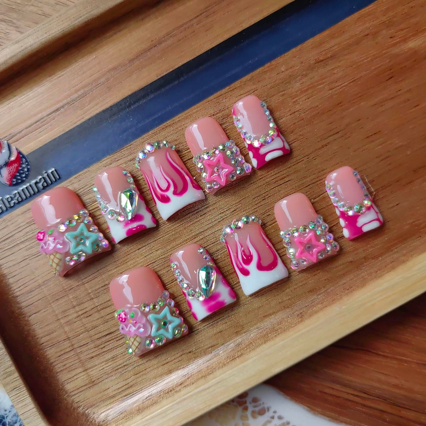 Gleamrain Handmade Press on Nails short Square Shape M Size/Gleamrain Luxury Duck Hand Made Cute Acrylic Glue on Nails With Rhinestones and Flower Design Duck Nail for Women and Girls 10 Pcs