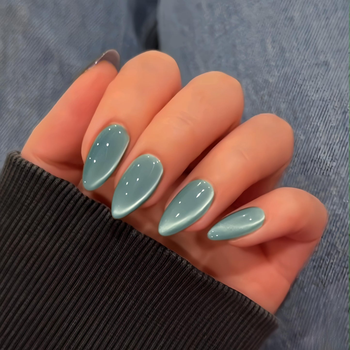 KQueenest Cat Eye Teal Green Press on Nails Almond Shape, 30 Pcs Glitter Fake Nails Medium, Thick Sparkly Glass Nails Press on, Shiny Acrylic Nails, Cute Bling Stick on Nails for Women Party Holiday
