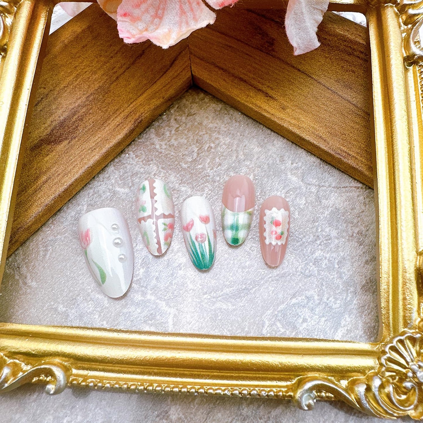 30Pcs Spring Press on Nails Medium Almond Green Plaid French Tip Fake Nails with Pearl Designs Cute Strawberry Bow Acrylic Nails Spring Flower False Nail Tulip Full Cover Glue on Nails for Women