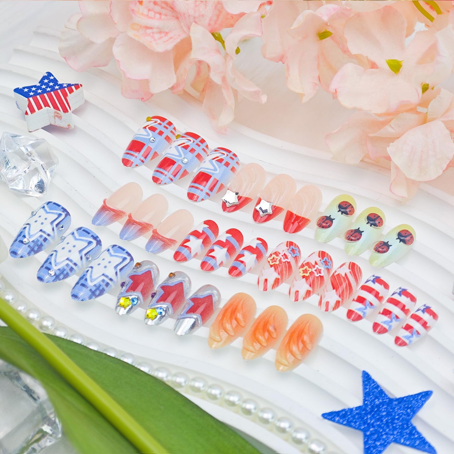 24Pcs 4th of July Press on Nails Medium Almond French Tip Fake Nails American Flag with Red White Blue Press Ons Cute Y2k Design Independence Day False Nails Patriotic Glue on Nails for Women Acrylic
