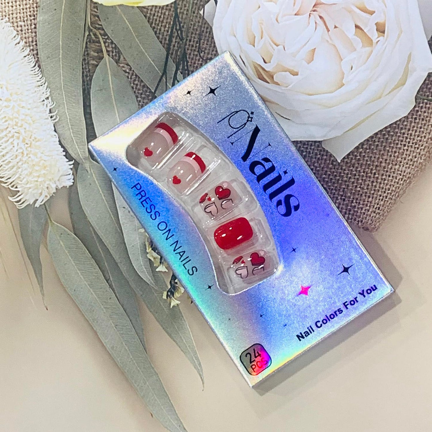 FIEONCIY Press on Nails Short Square Glossy Full Cover Acrylic Short Square False Nails with Heart Designs Artificial Square Fake Nails Glue ons Fingernails for Women Girls(YS513)