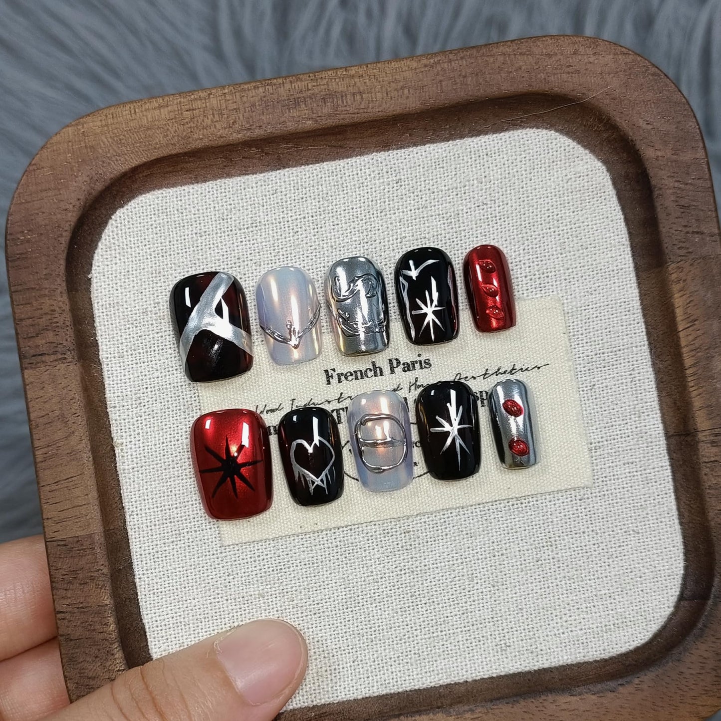 TENPAL Gothic Press On Nails With Tools,Y2K Spider Web Embossed Short Square Glossy Chrome Glue on Nails,Dark Sweet Cool Acrylic Fake Nails,Silver White Red Metal Artificial False Nails 10Pcs(XS)